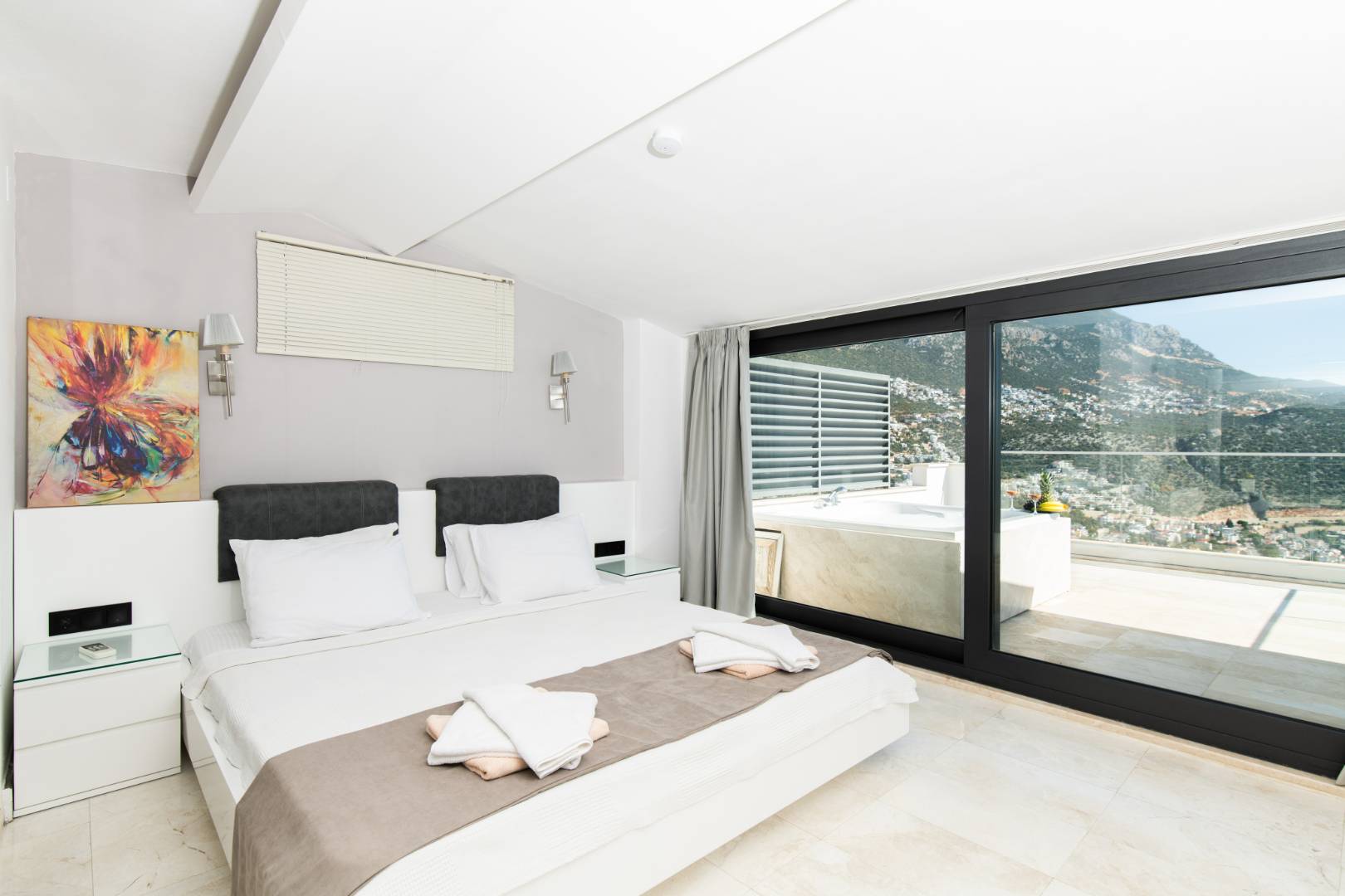 Kaş Kalkan'da Benzersiz Deniz Manzaralı, Özel Havuzlu, 5+1 Lüks Villa