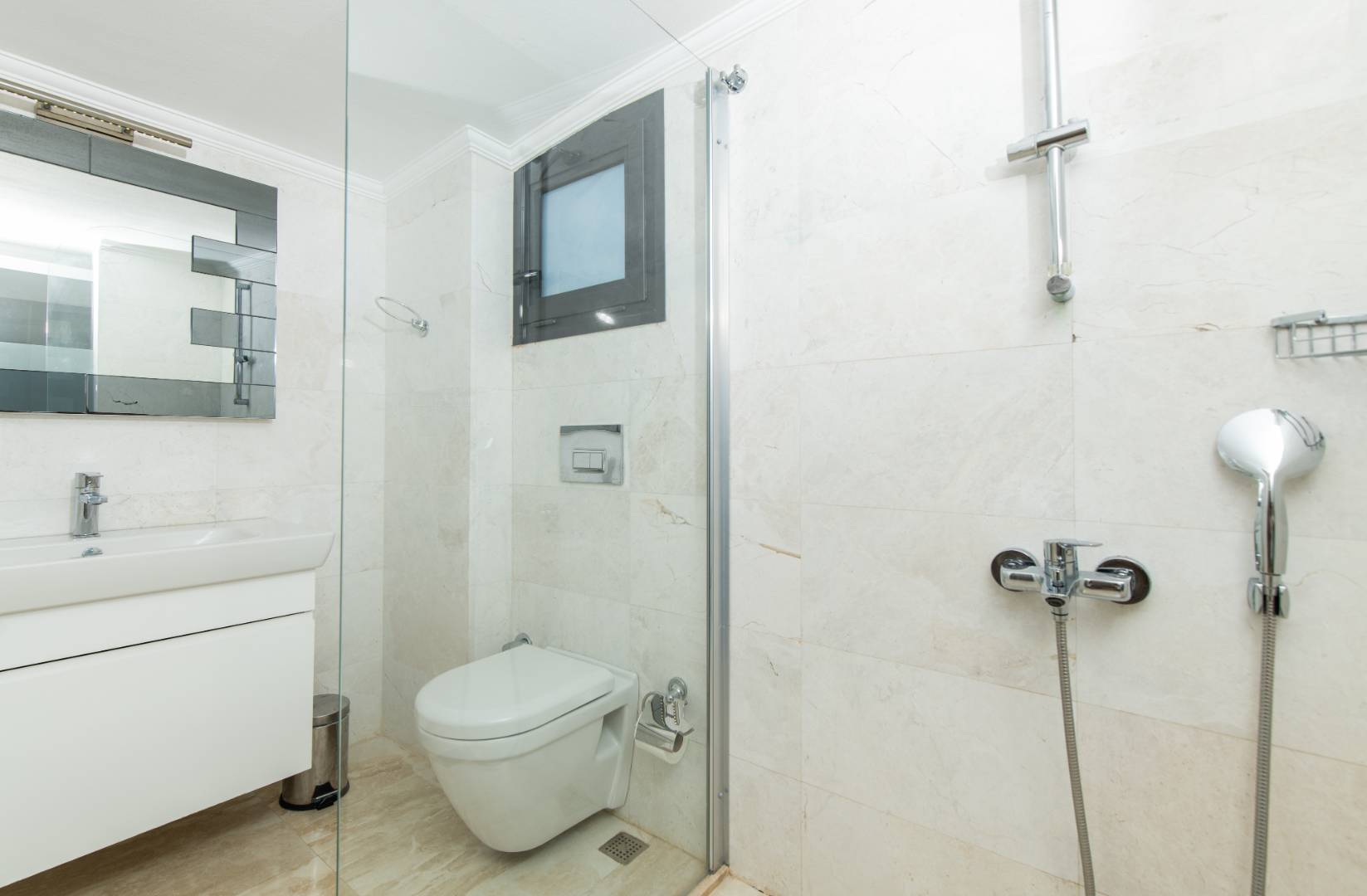 Kaş Kalkan'da Benzersiz Deniz Manzaralı, Özel Havuzlu, 5+1 Lüks Villa