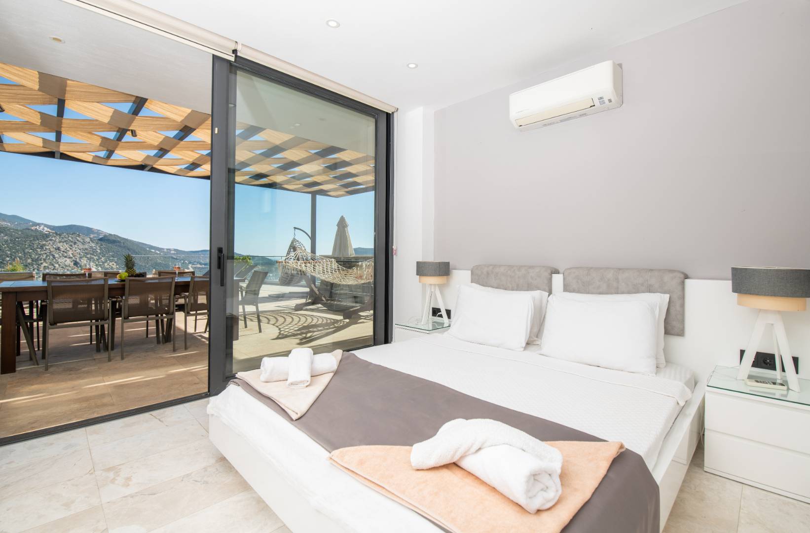 Kaş Kalkan'da Benzersiz Deniz Manzaralı, Özel Havuzlu, 5+1 Lüks Villa
