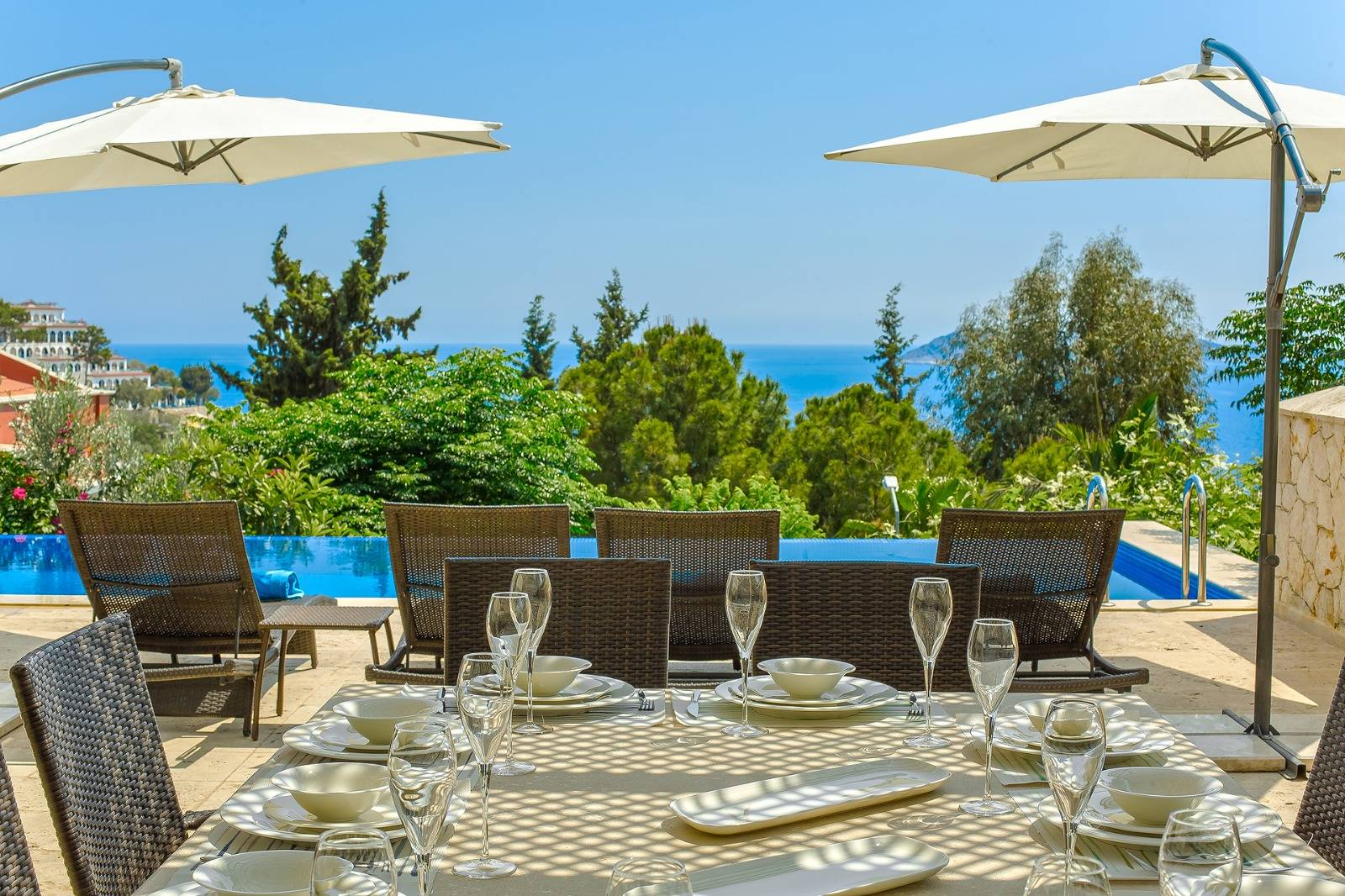 Kaş Kalkan'da Benzersiz Deniz Manzaralı, Özel Havuzlu, Geniş Villa