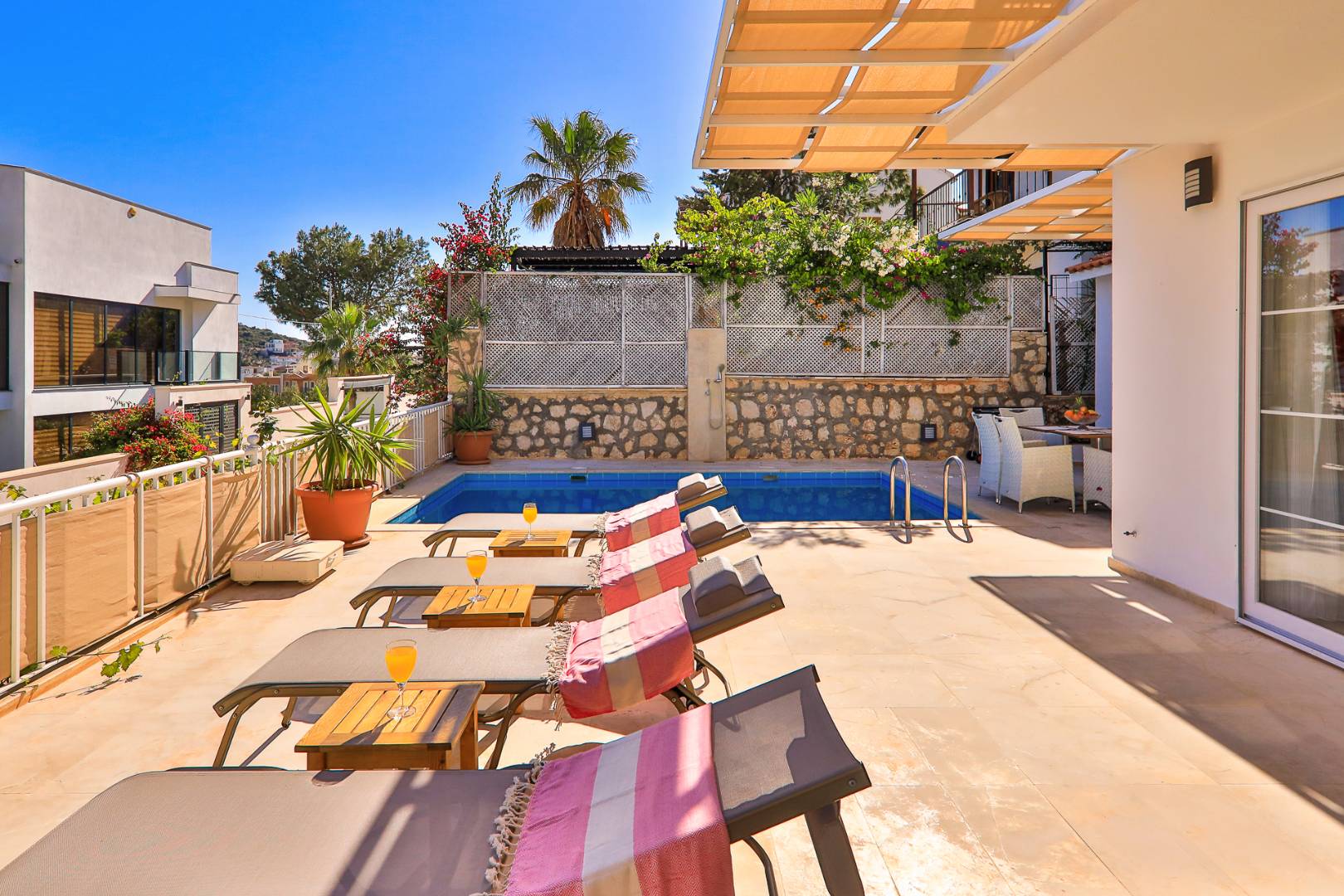 Kaş Kalkan'da Deniz Manzaralı, Özel Havuzlu, 3+1 Lüks Villa