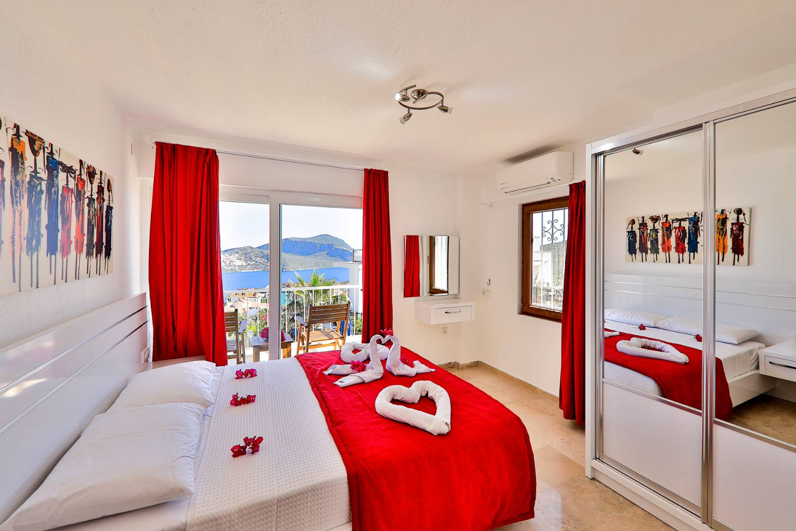 Kaş Kalkan'da Deniz Manzaralı, Özel Havuzlu, 3+1 Lüks Villa