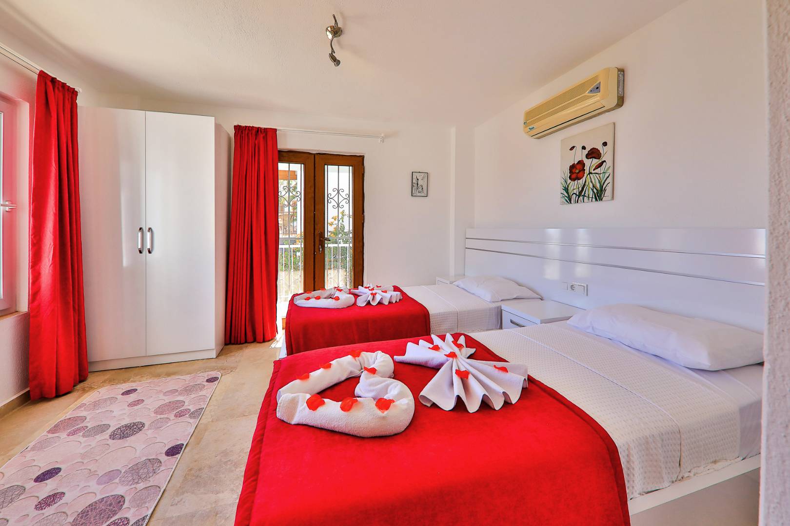 Kaş Kalkan'da Deniz Manzaralı, Özel Havuzlu, 3+1 Lüks Villa