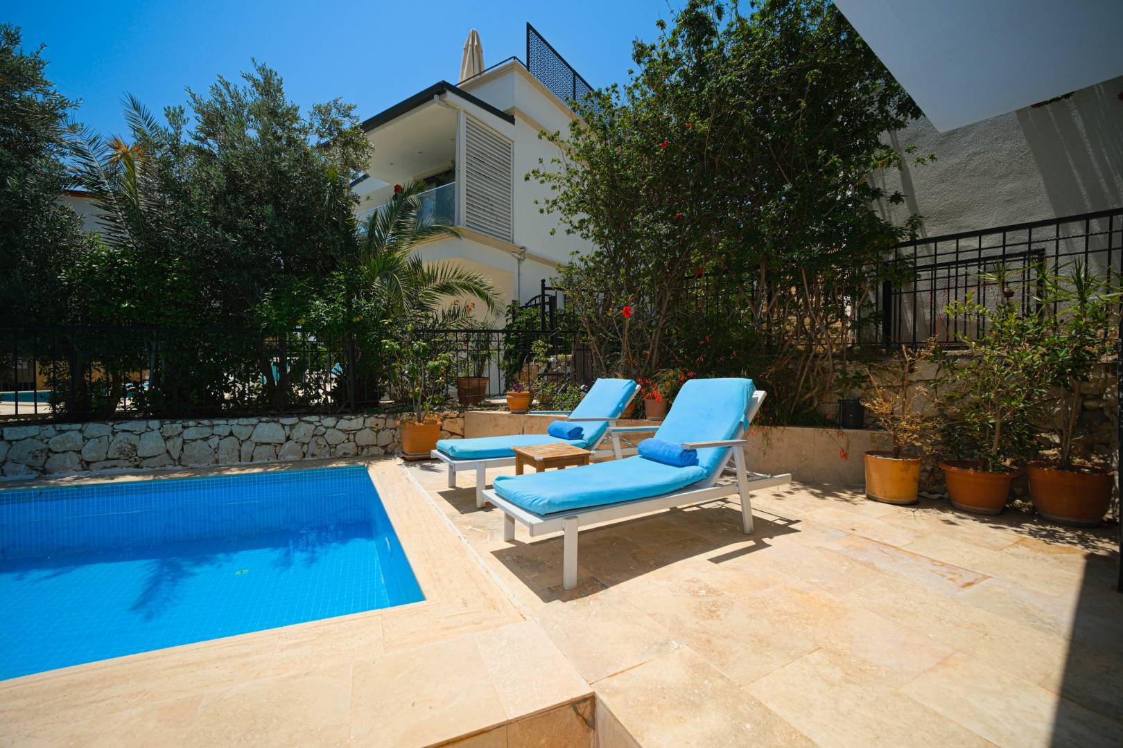 Kaş Kalkan'da Denize Yakın, Özel Havuzlu, Modern Villa 45899 — 2