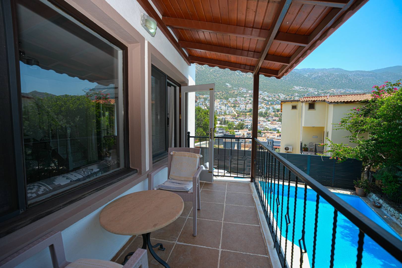 Kaş Kalkan'da Denize Yakın, Özel Havuzlu, Modern Villa