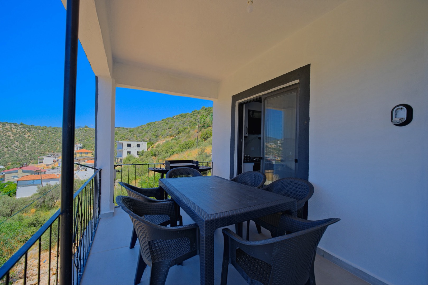 Kaş Bezirgan'da Çekirdek Ailelere Uygun, 2+1, Tatil Evi
