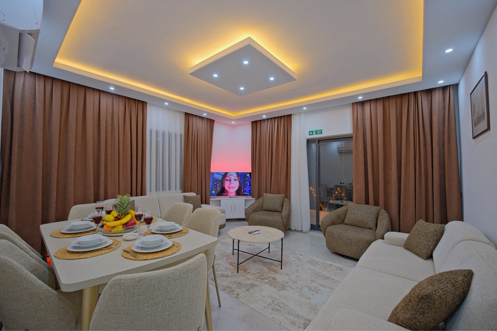 Kaş Bezirgan'da Çekirdek Ailelere Uygun, 2+1, Tatil Evi