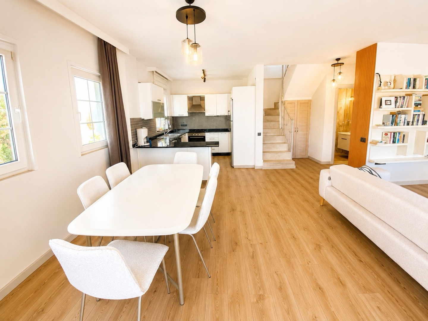 Kaş Kalkan'da Enfes Deniz Manzaralı, 8 Kişilik, Konforlu Villa 25205 — 8