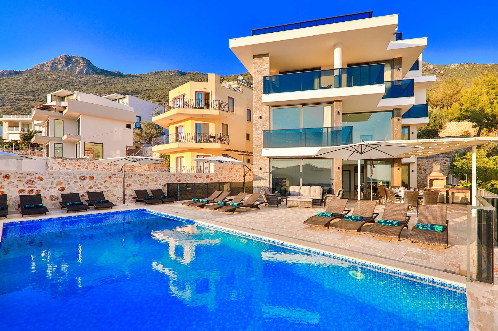 Kaş Kalkan'da Eşsiz Deniz Manzaralı, Sonsuzluk Havuzlu, Lüks Villa 46454 — 3