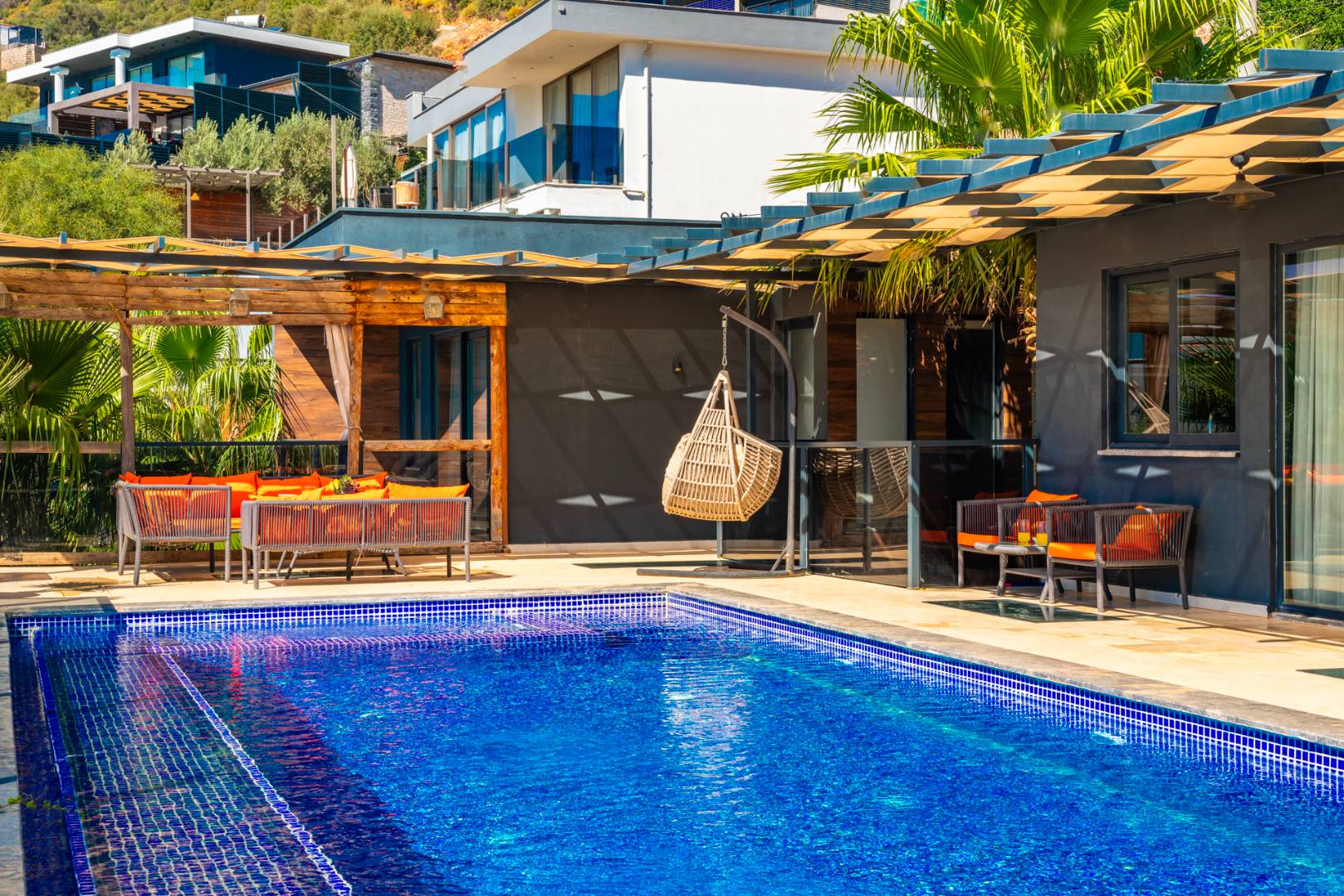 Kaş Kalkan'da Göz Alıcı Deniz Manzaralı, Özel Havuzlu, Lüks Villa