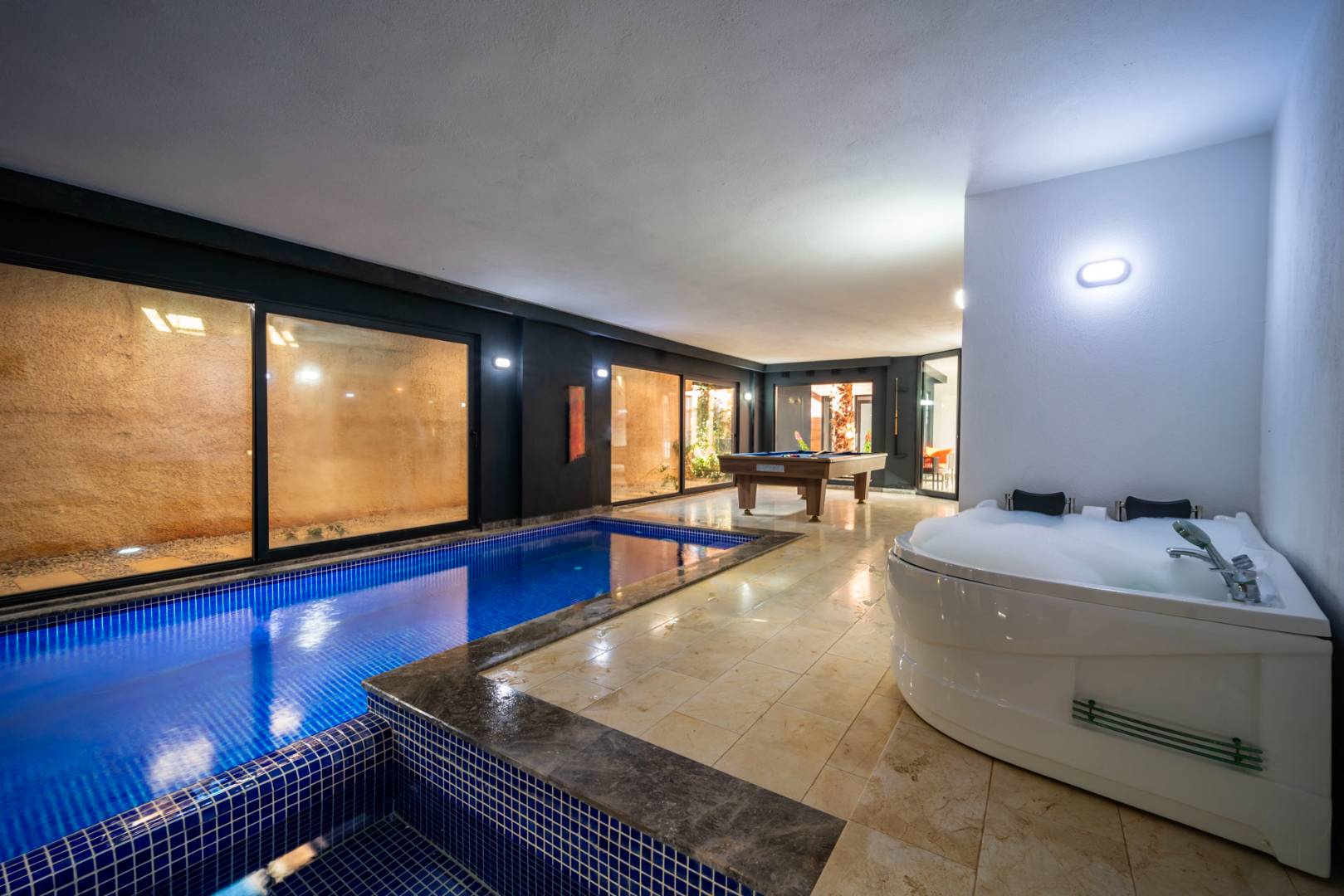 Kaş Kalkan'da Göz Alıcı Deniz Manzaralı, Özel Havuzlu, Lüks Villa