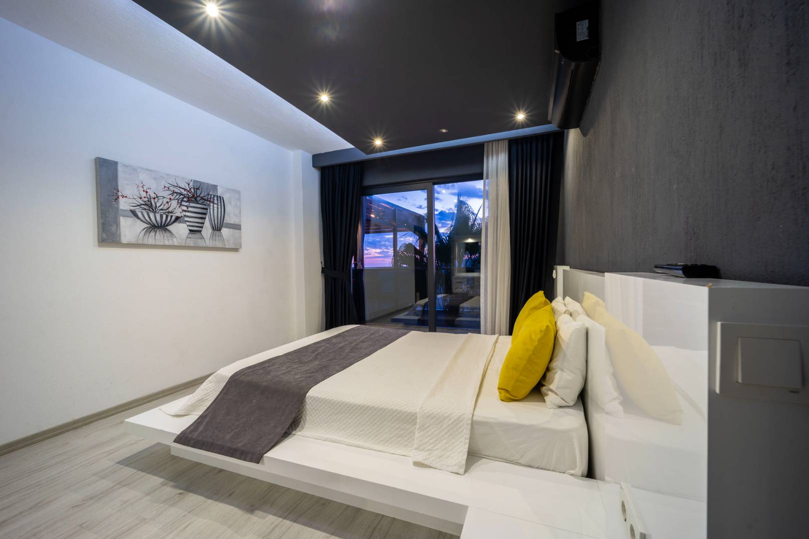 Kaş Kalkan'da Göz Alıcı Deniz Manzaralı, Özel Havuzlu, Lüks Villa