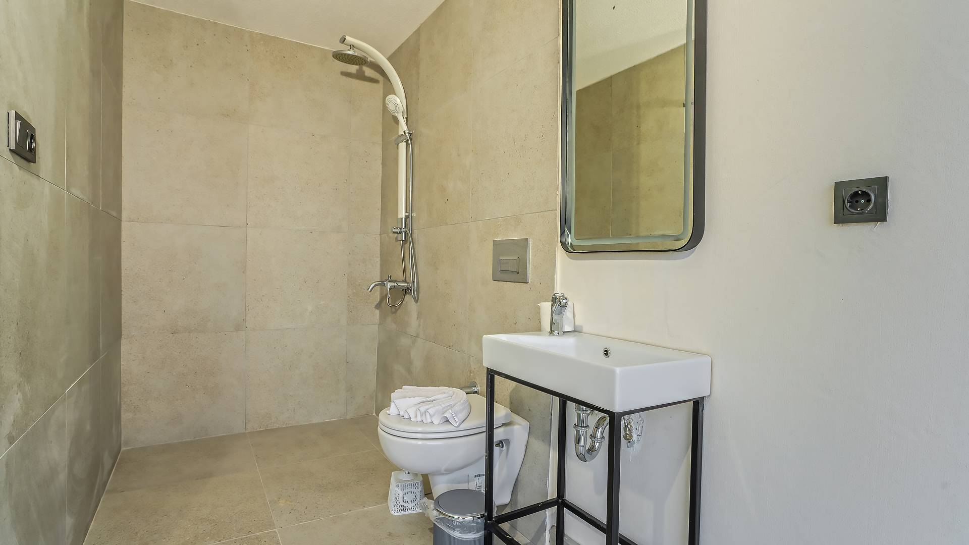 Kaş Kalkan'da Harika Deniz Manzaralı, Özel Havuzlu, Konforlu Villa