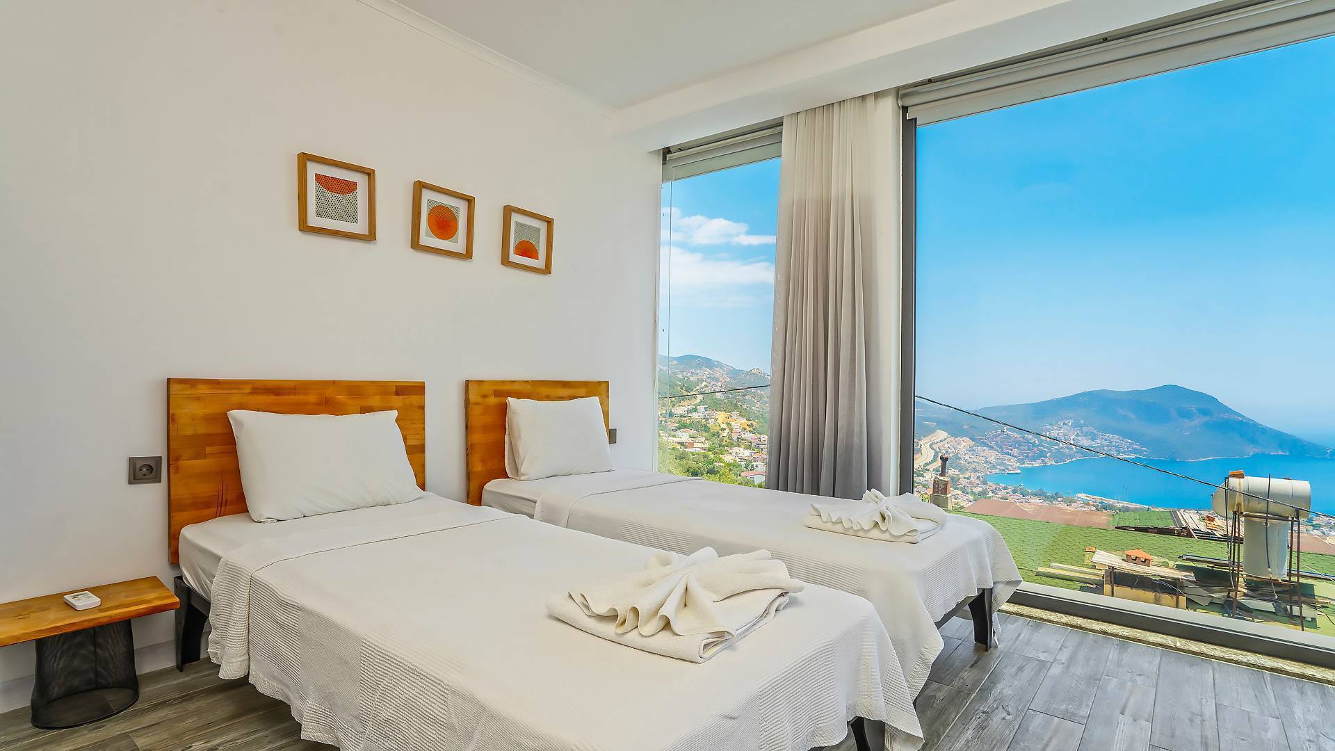 Kaş Kalkan'da Harika Deniz Manzaralı, Özel Havuzlu, Konforlu Villa