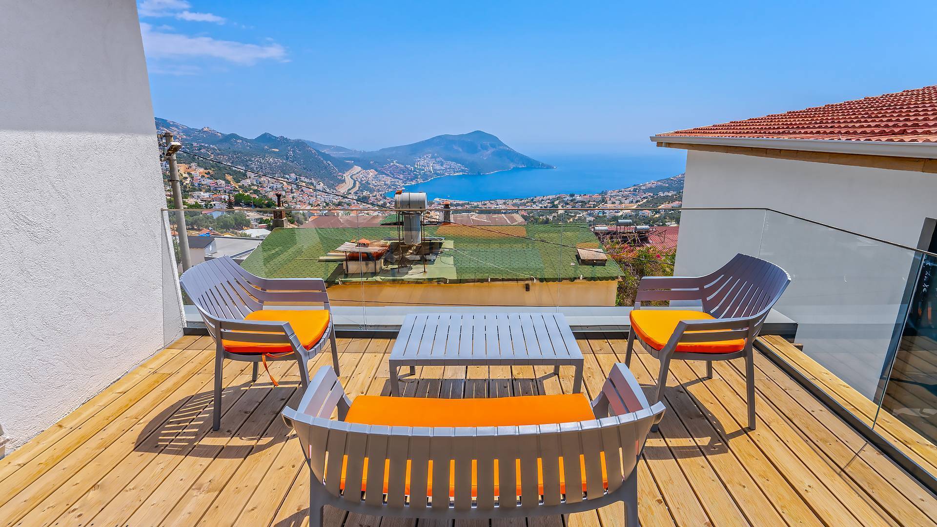 Kaş Kalkan'da Harika Deniz Manzaralı, Özel Havuzlu, Konforlu Villa
