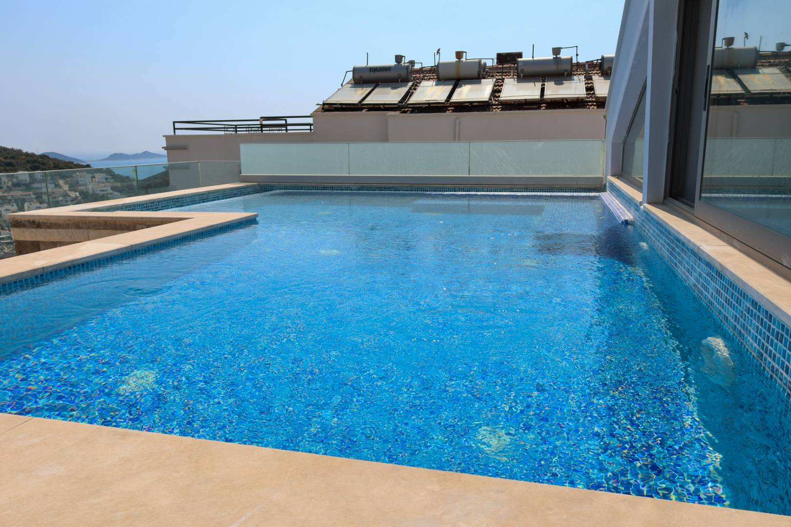 Kaş Kalkan'da Merkeze Yakın, Serinleme Havuzlu, Kiralık Villa