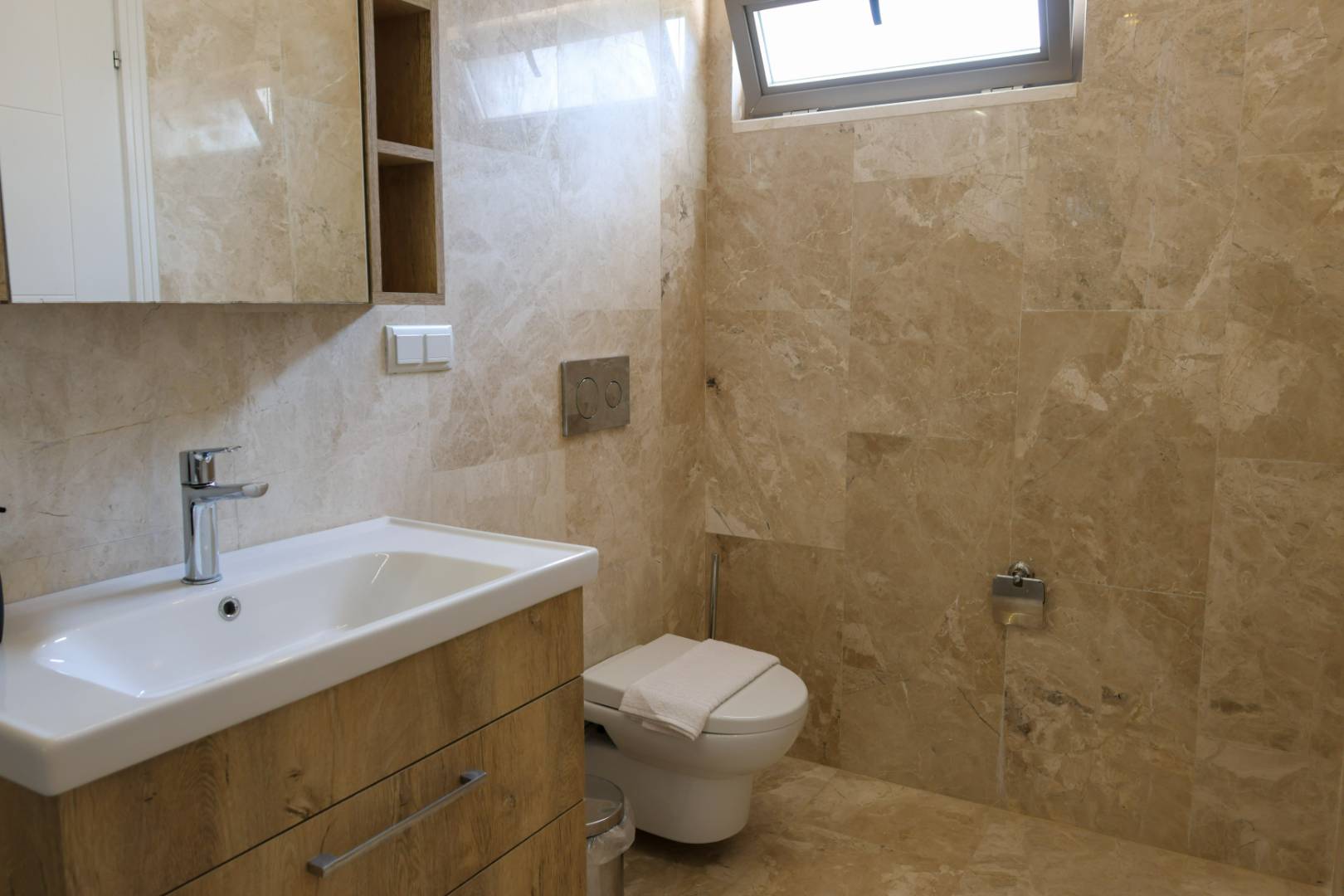 Kaş Kalkan'da Merkeze Yakın, Serinleme Havuzlu, Kiralık Villa