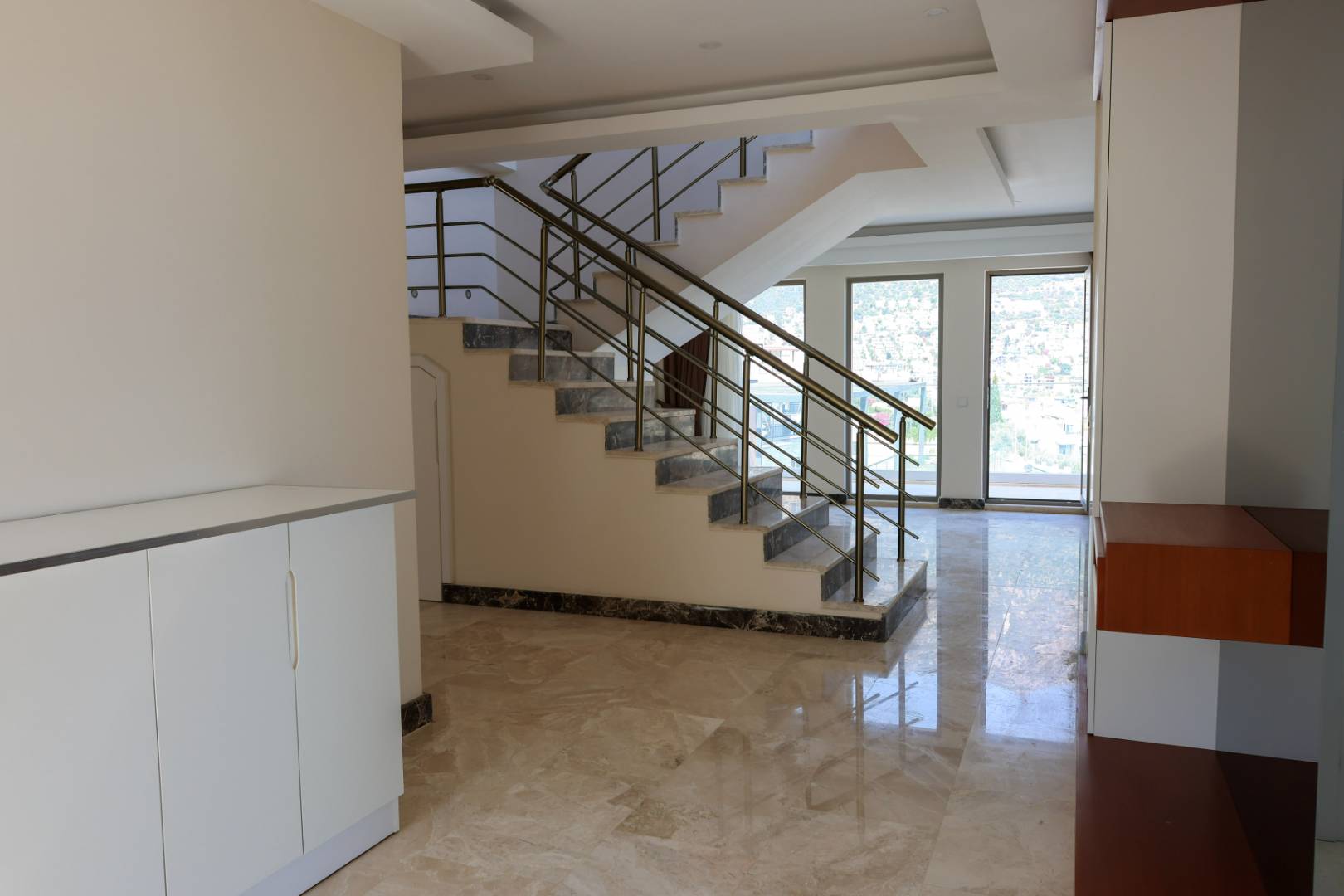 Kaş Kalkan'da Merkeze Yakın, Serinleme Havuzlu, Kiralık Villa