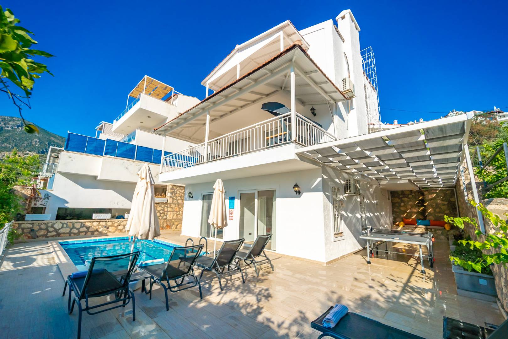 Kaş Kalkan'da Merkezi Konumda, Özel Havuzlu, Lüks Villa 45872 — 3