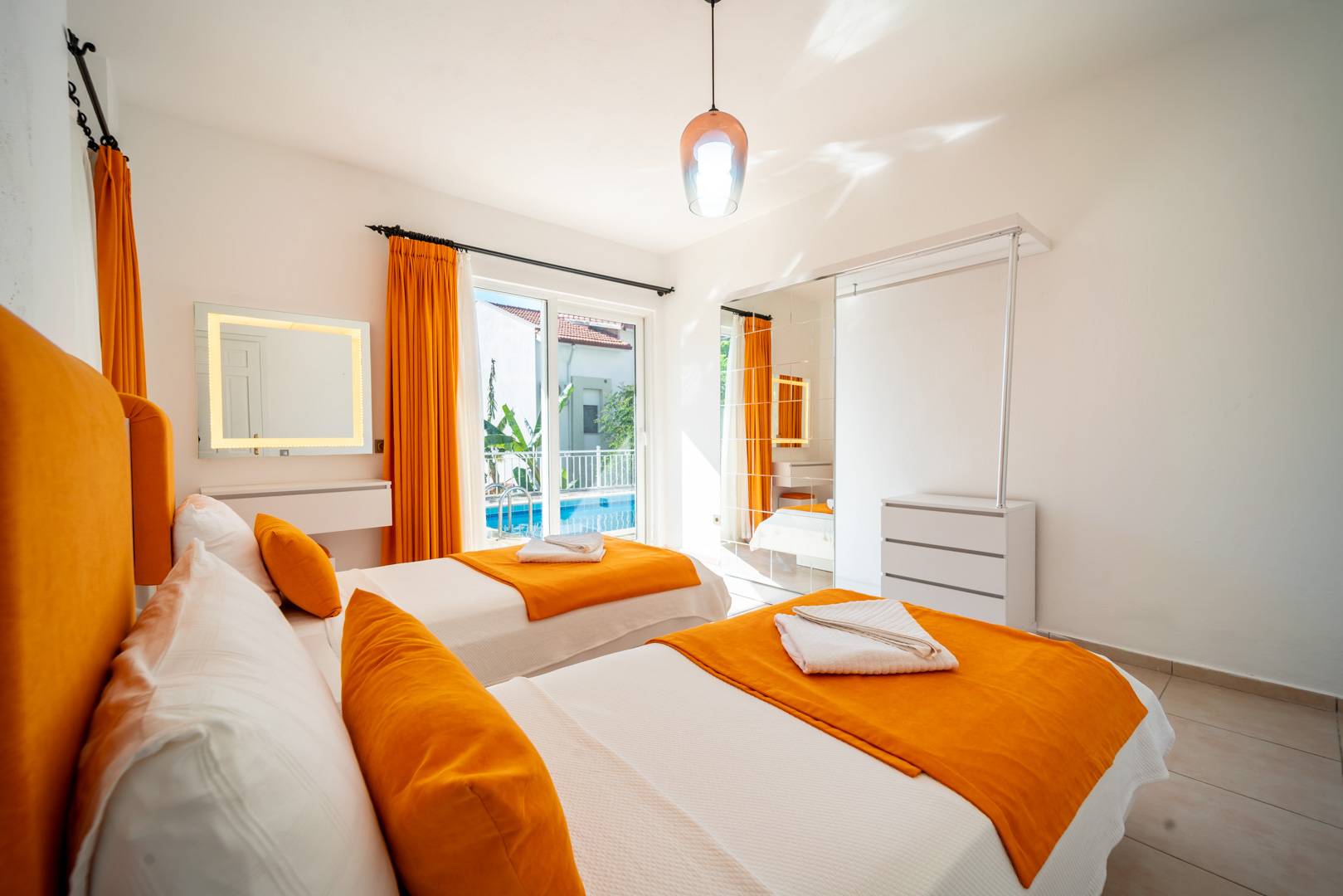 Kaş Kalkan'da Merkezi Konumda, Özel Havuzlu, Lüks Villa