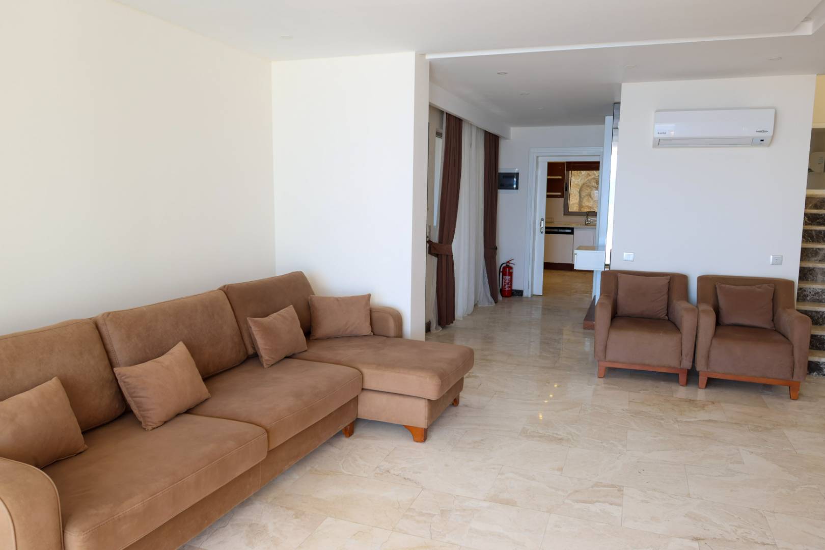 Kaş Kalkan'da Muhteşem Deniz Manzaralı, Özel Havuzlu, Konforlu Villa
