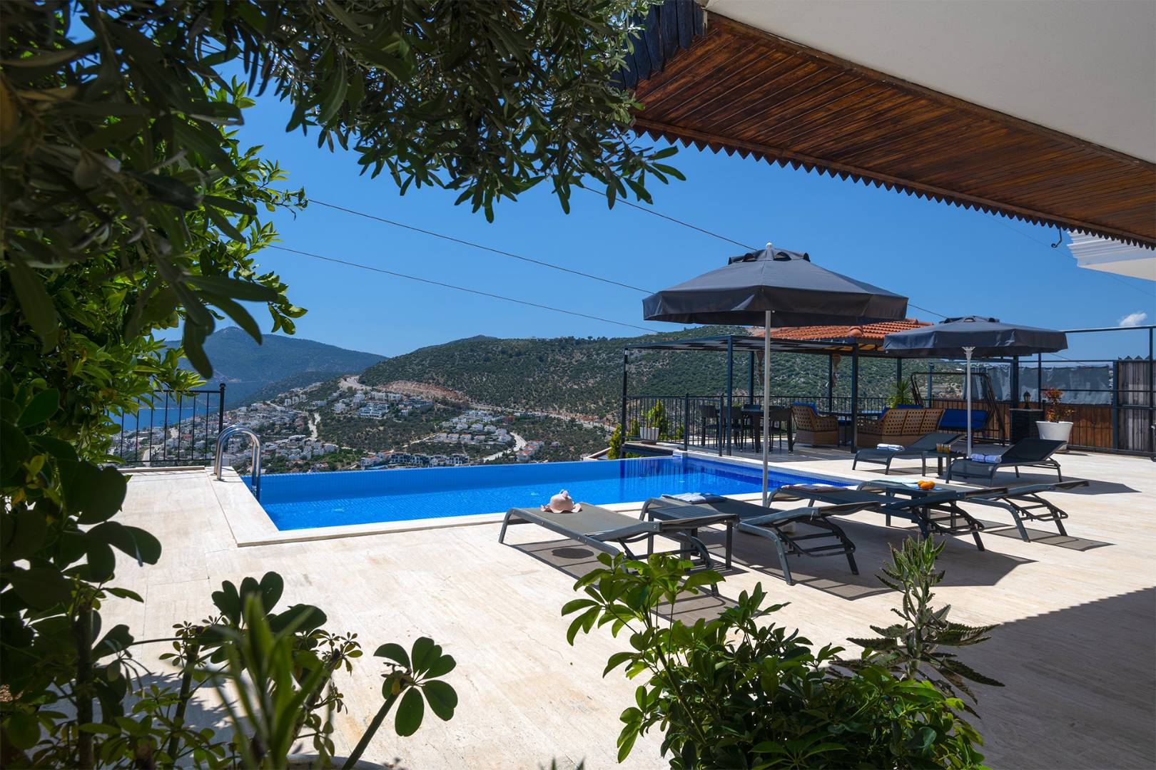 Kaş Kalkan'da Muhteşem Deniz Manzaralı, Sonsuzluk Havuzlu, 3+1 Villa 45810 — 6