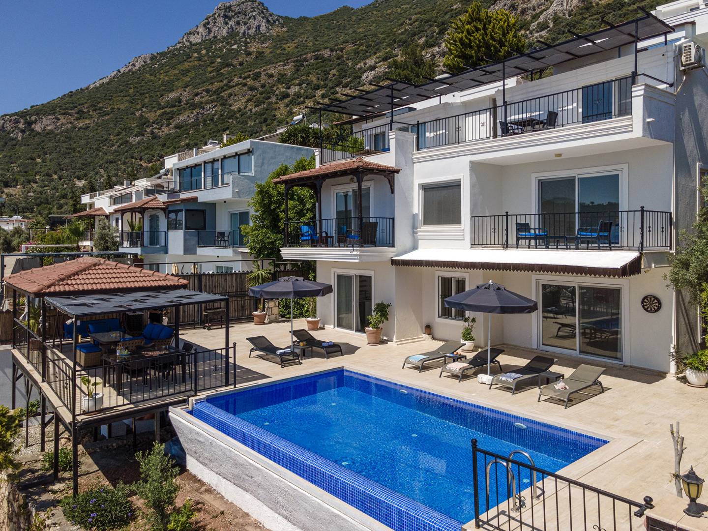 Kaş Kalkan'da Muhteşem Deniz Manzaralı, Sonsuzluk Havuzlu, 3+1 Villa 45810 — 9