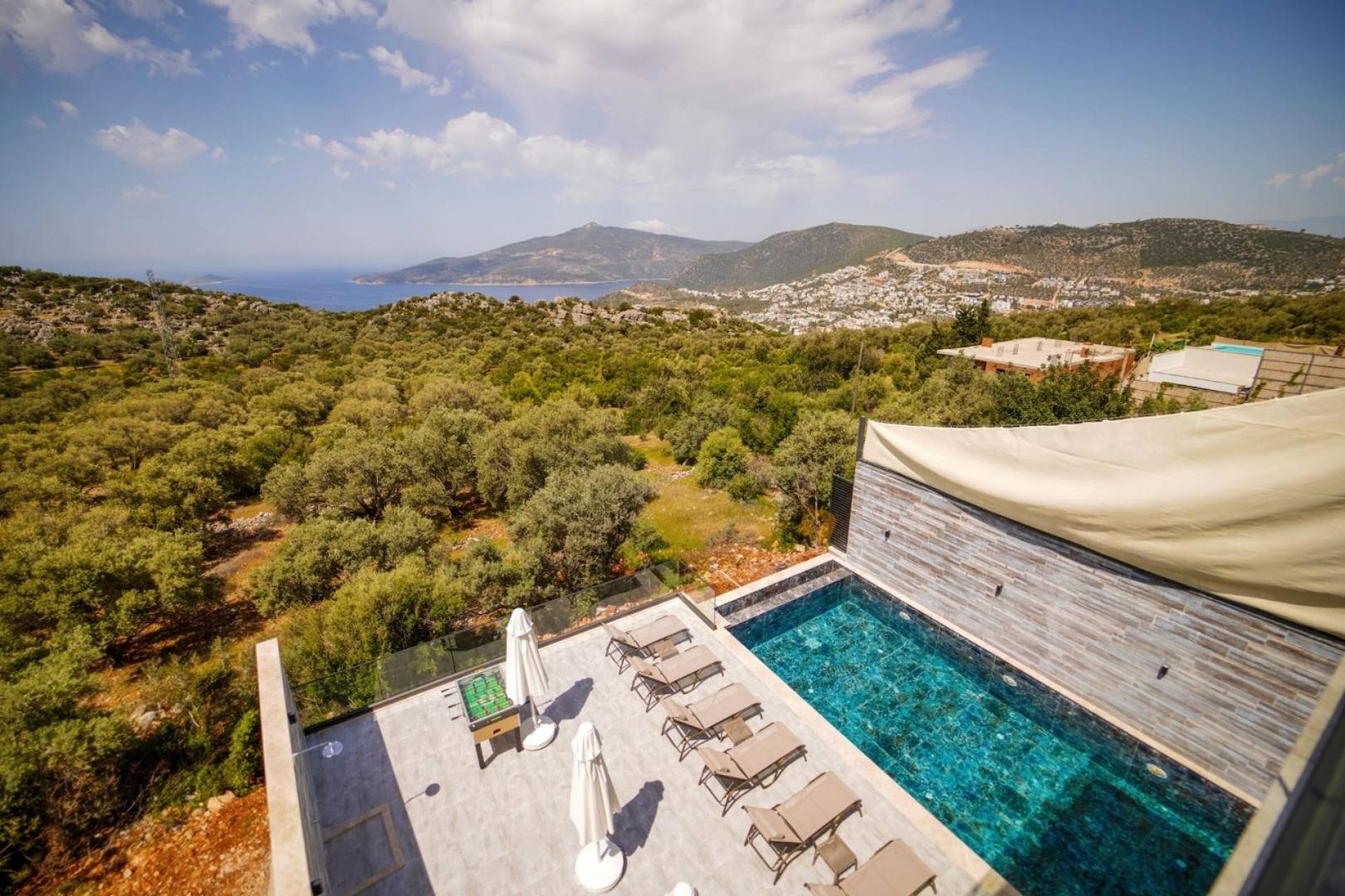 Kaş Kalkan'da Nefes Kesen Deniz Manzaralı, Özel Havuzlu, 3+1 Villa