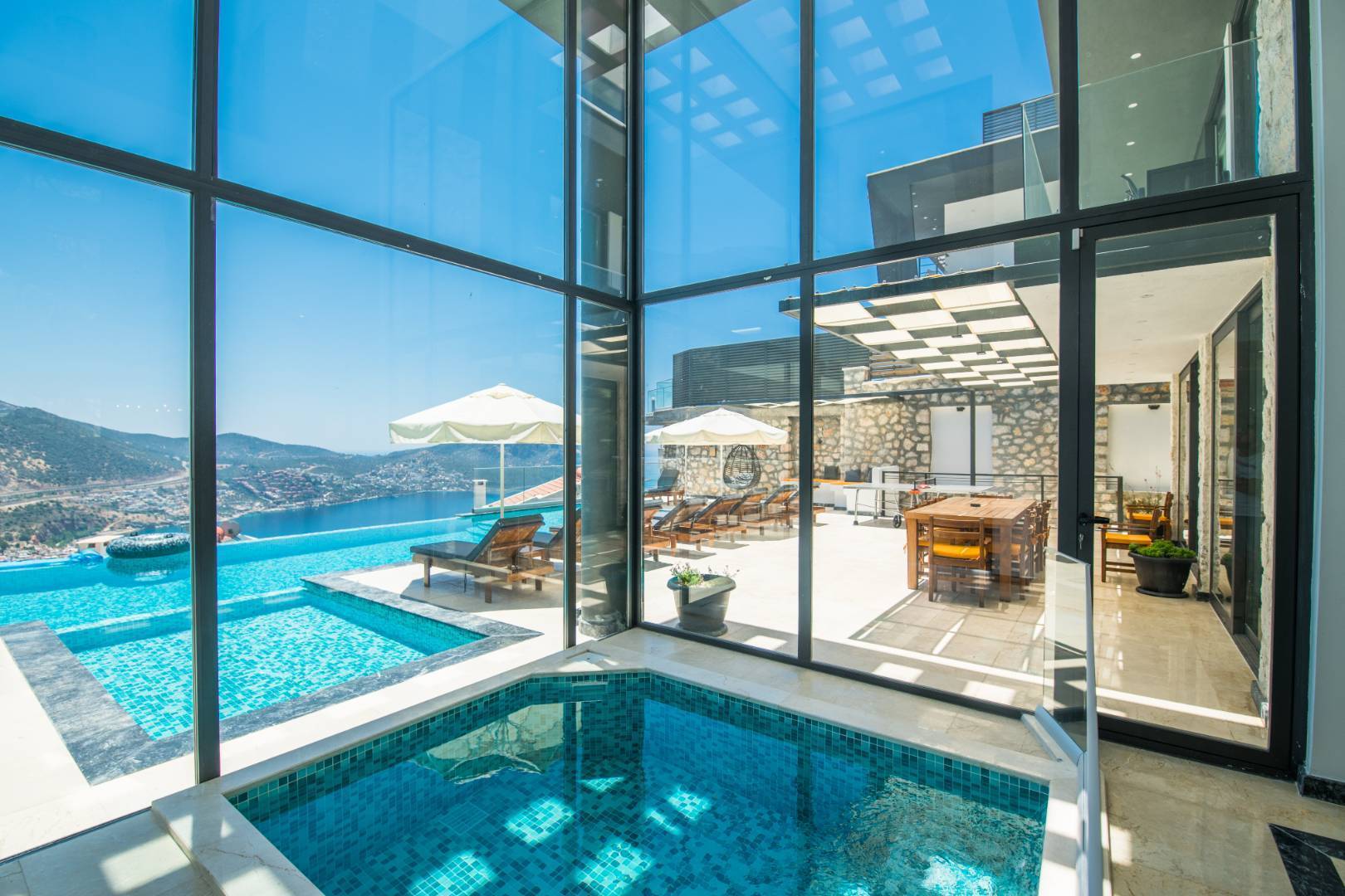 Kaş Kalkan'da Seyrine Doyulmaz Deniz Manzaralı, Özel Havuzlu, Lüks Villa