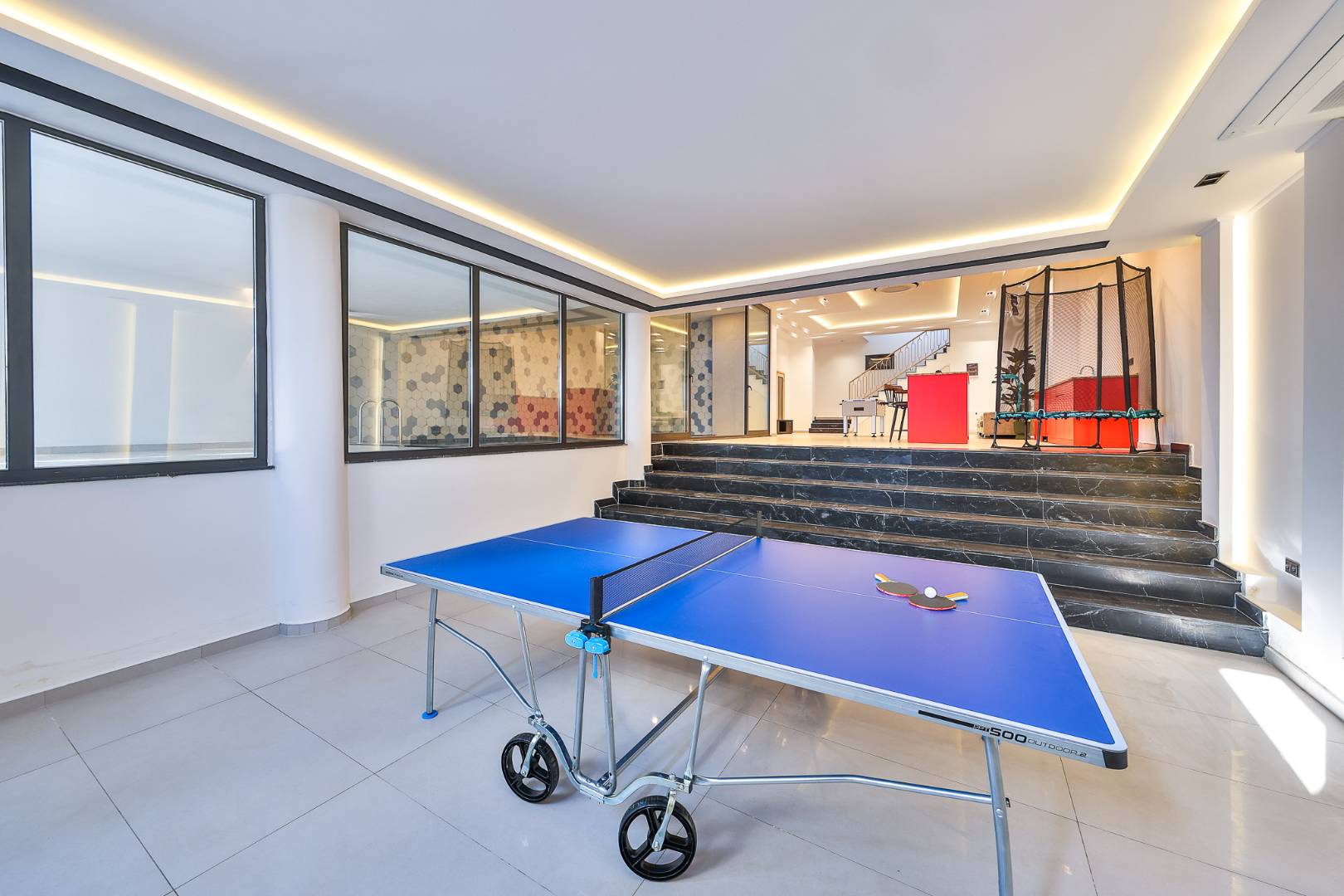 Kaş Kördere'de Enfes Deniz Manzaralı, Özel Havuzlu, Olanaklı Villa