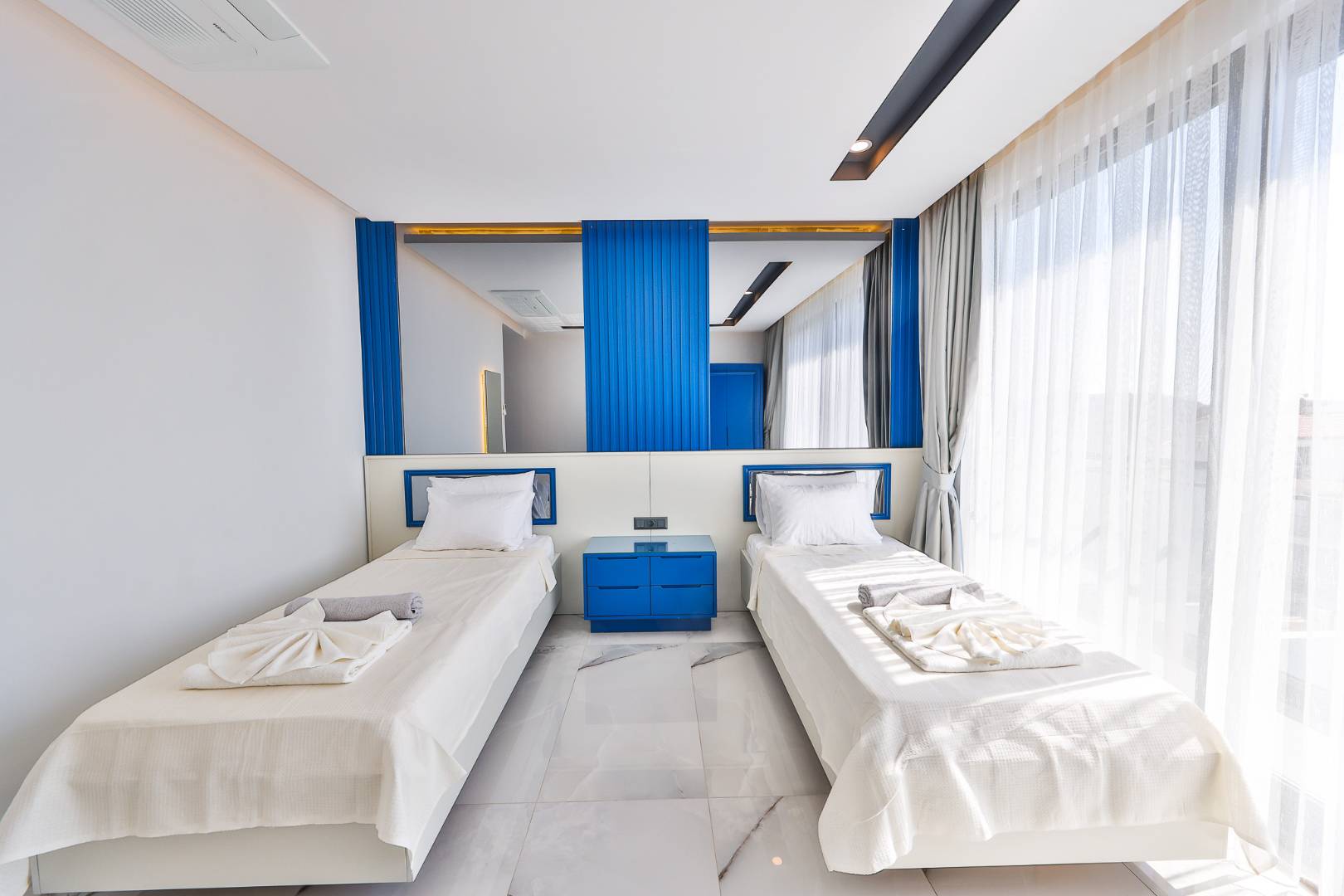 Kaş Kördere'de Merkeze Yakın Konumda, Özel Havuzlu, Lüks Villa