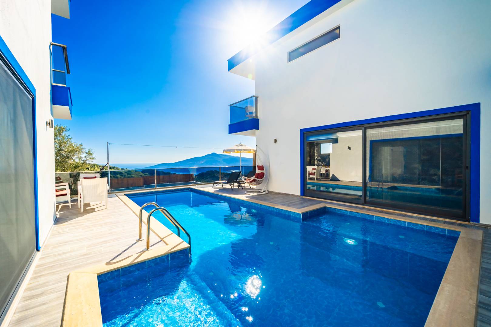Kaş Kördere'de Sakin Konumda, Özel Havuzlu, Olanaklı Villa 46252