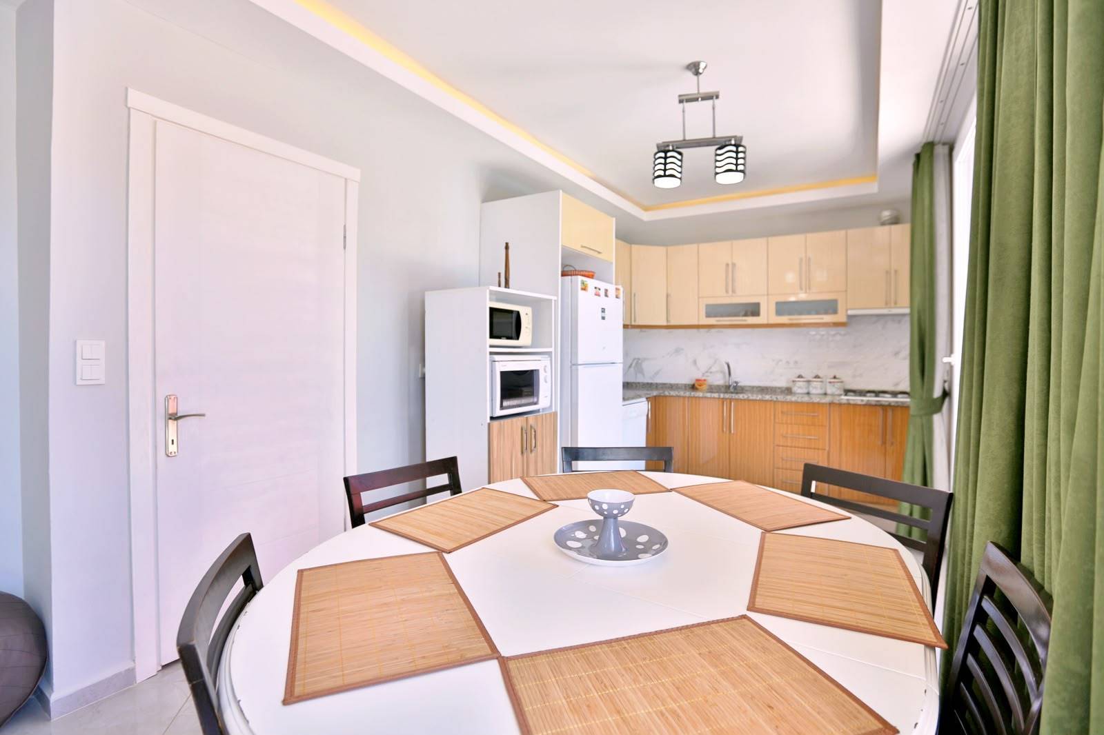 Kaş Sarıbelen'de Doğa İle İç İçe, Özel Havuzlu, 3+1 Villa
