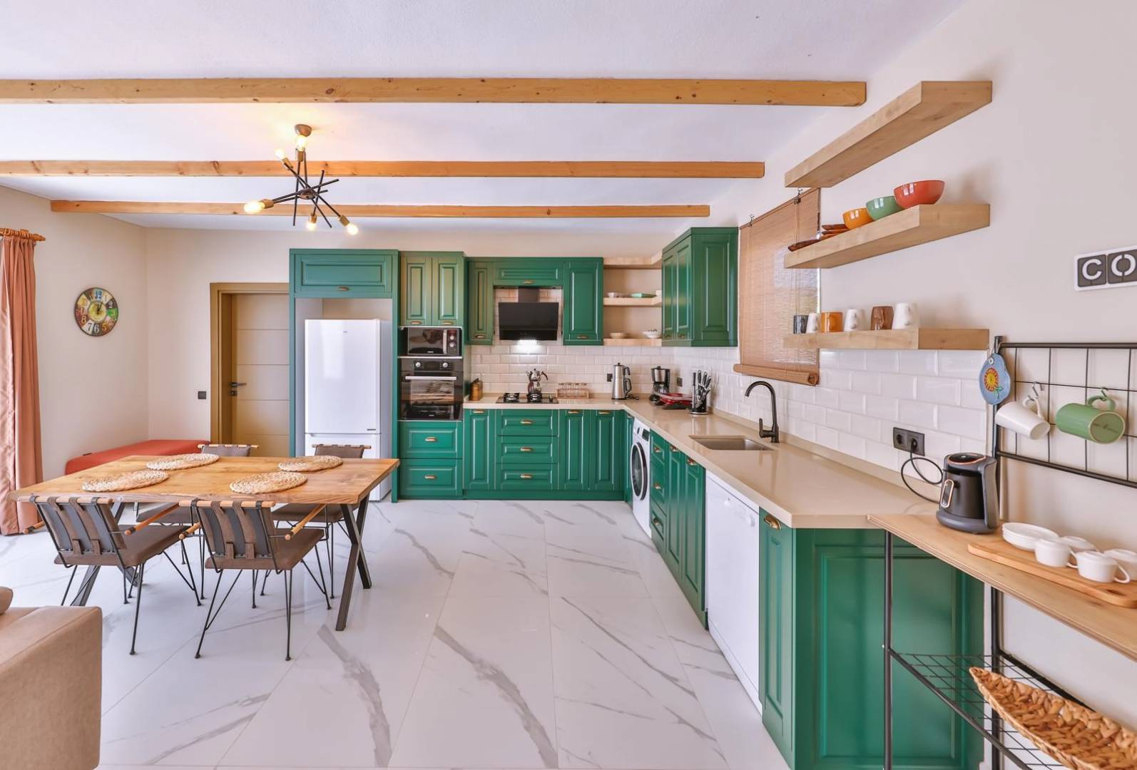 Kaş Sarıbelen'de Doğa İle İç İçe, Özel Havuzlu, 4 Kişilik Villa