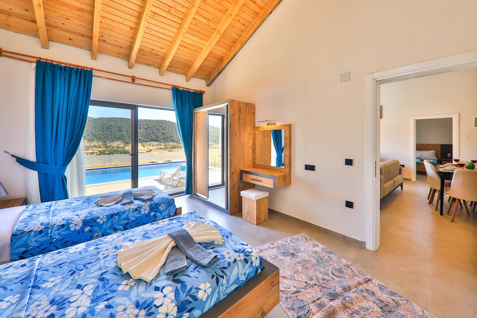 Kaş Sarıbelen'de Gözlerden Uzak Konumda, Özel Havuzlu, Muhafazakar Villa