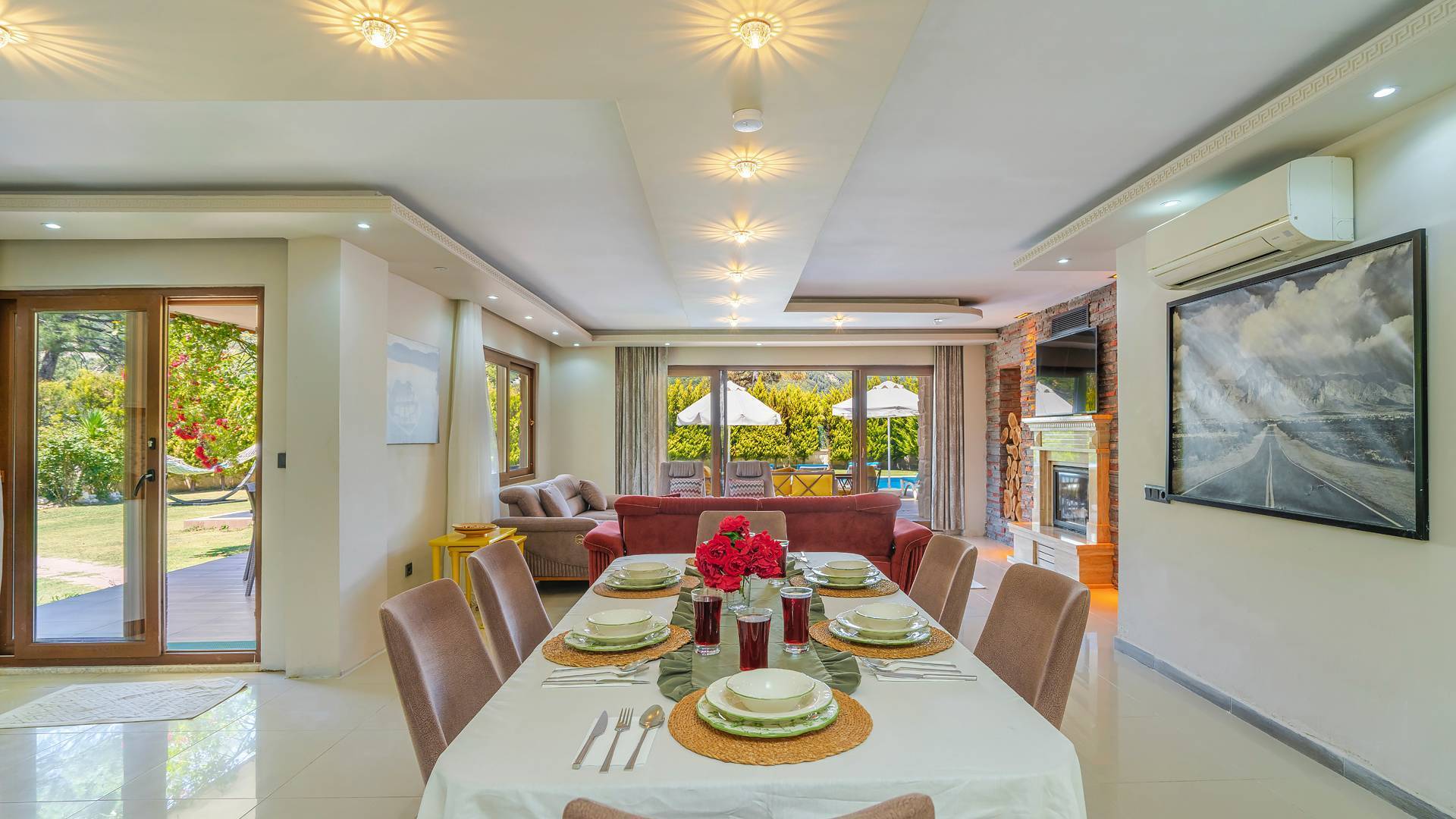 Kaş Sarıbelen'de Kalabalık Aileler İçin Uygun, Özel Havuzlu, Kiralık Villa