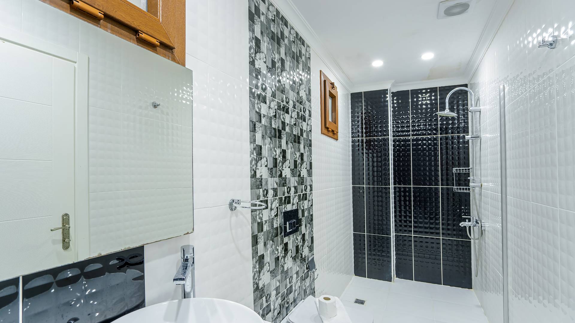 Kaş Sarıbelen'de Kalabalık Aileler İçin Uygun, Özel Havuzlu, Kiralık Villa