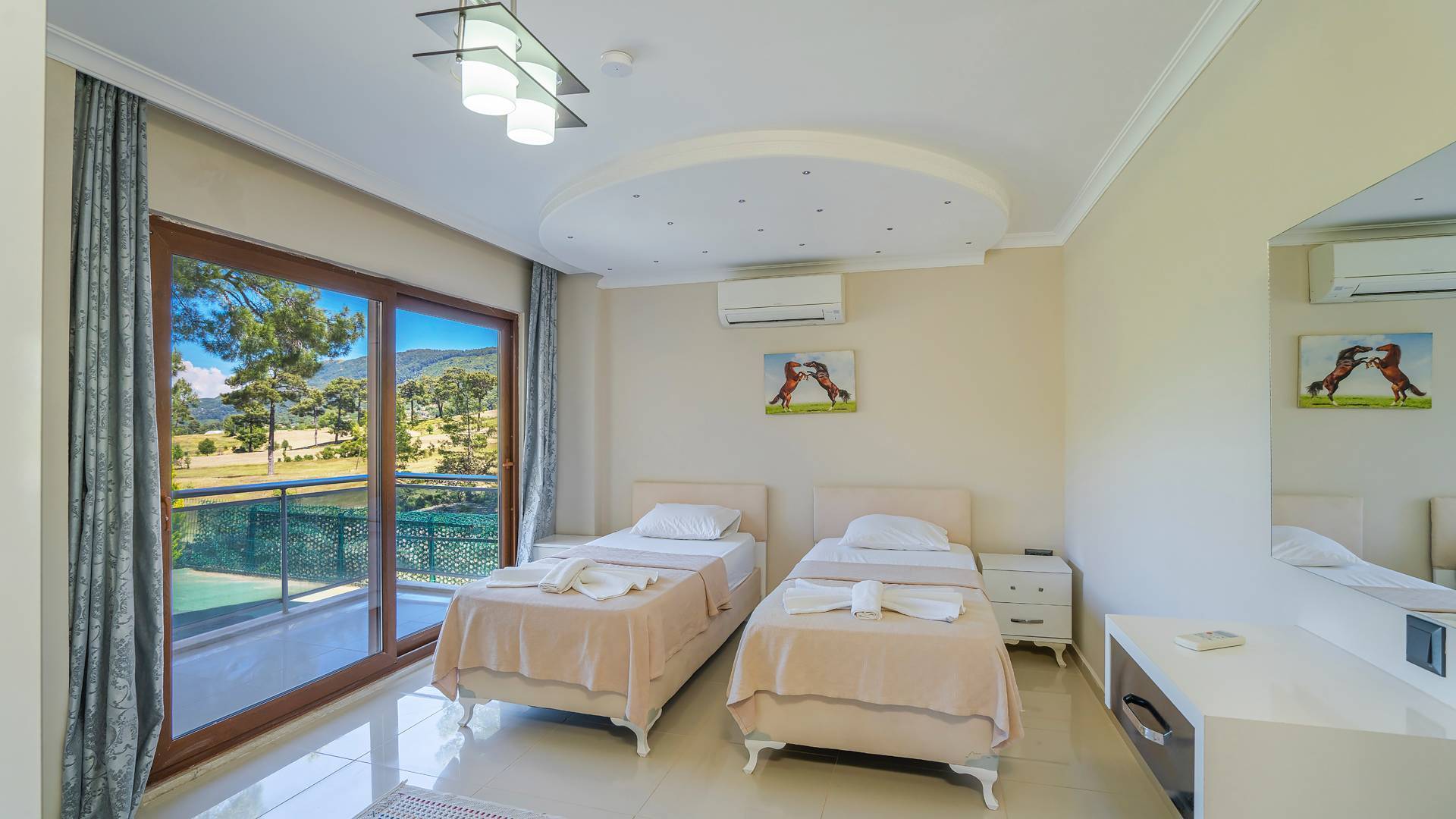 Kaş Sarıbelen'de Kalabalık Aileler İçin Uygun, Özel Havuzlu, Kiralık Villa