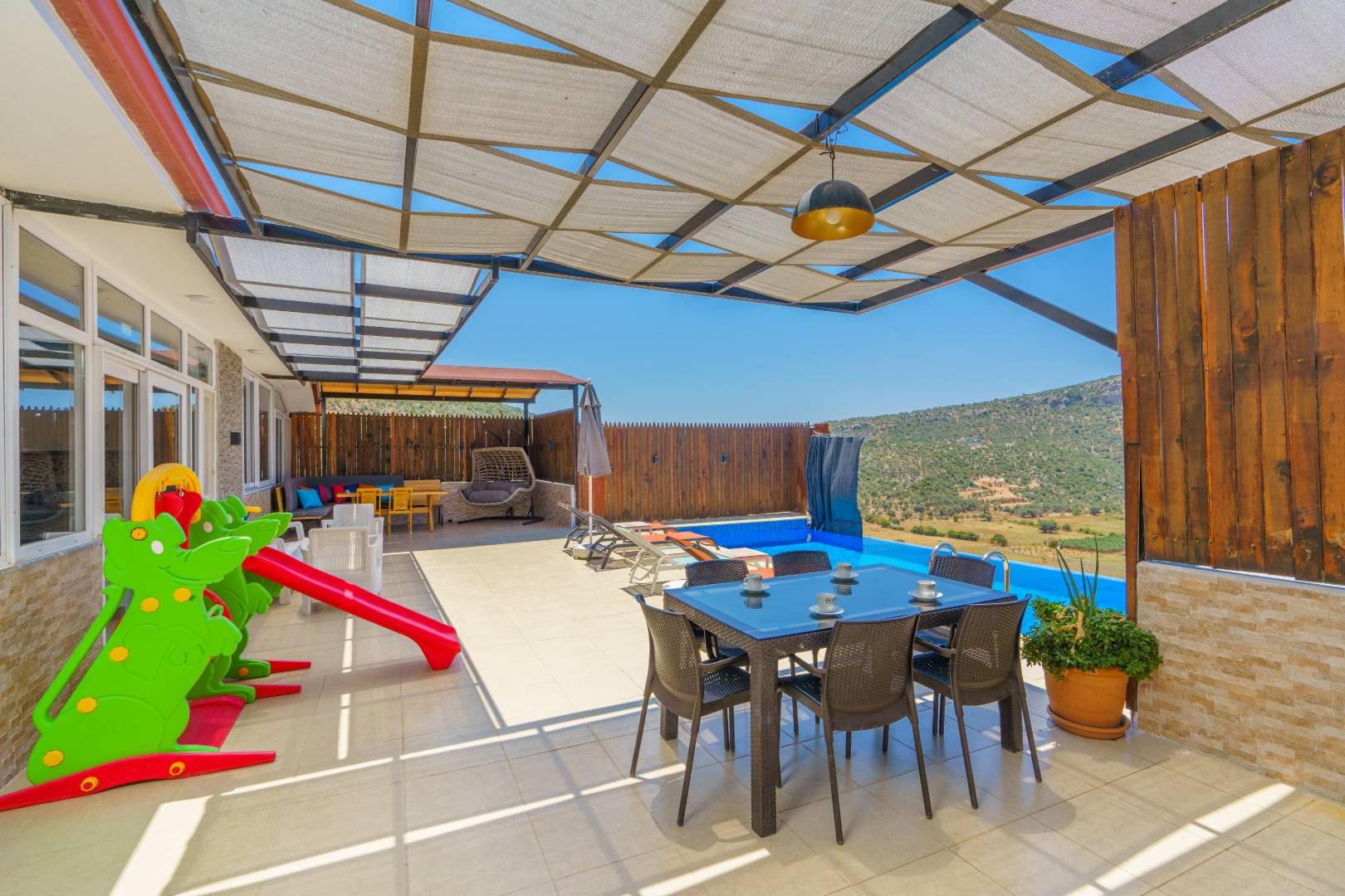 Kaş Ulugöl'de Doğa İçerisinde, Özel Havuzlu ve Jakuzili, Kiralık Villa 40916 — 2