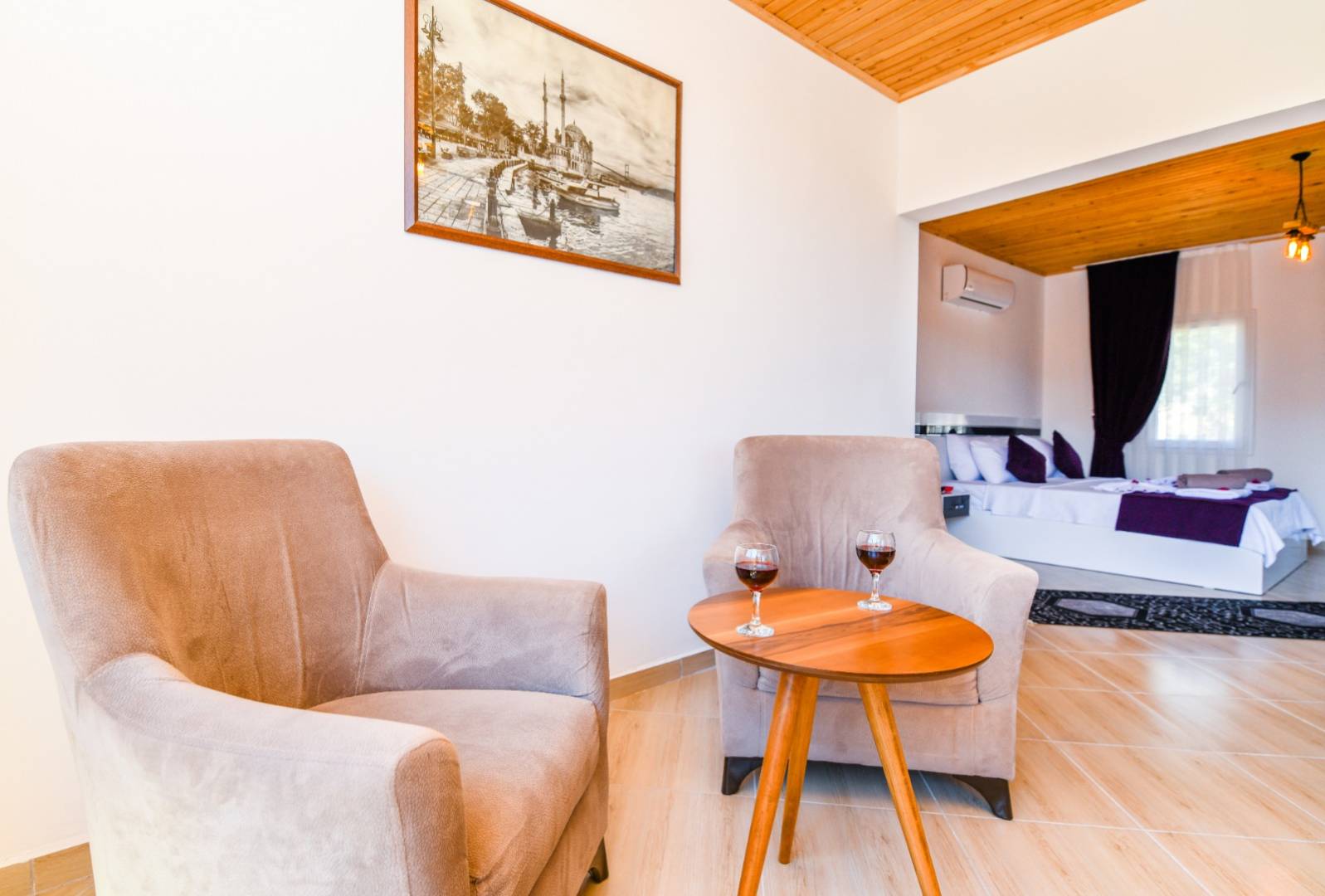 Kaş Ulugöl'de Doğa İçerisinde, Özel Havuzlu ve Jakuzili, Kiralık Villa