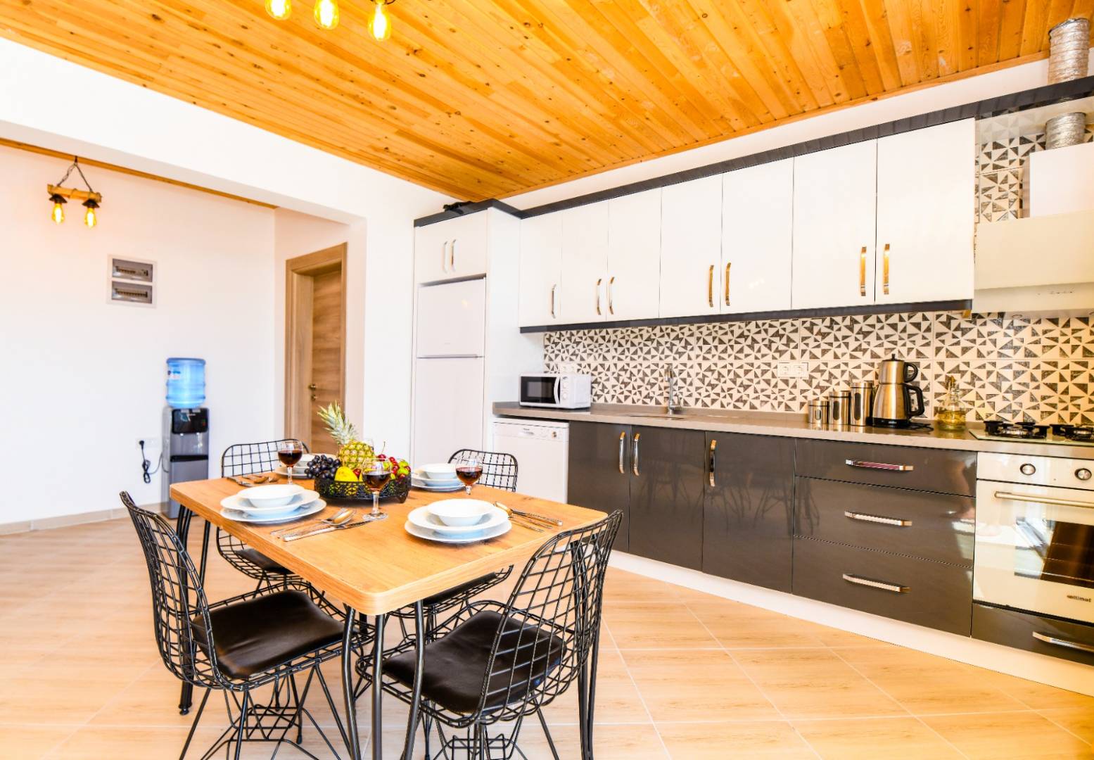 Kaş Ulugöl'de Doğa İçerisinde, Özel Havuzlu ve Jakuzili, Kiralık Villa