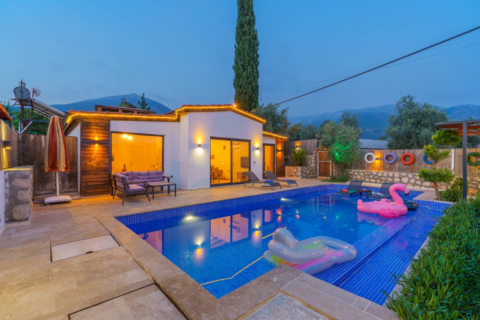 Kaş Üzümlü'de Balayı Çiftlerine Uygun, Özel Havuzlu, Konforlu Villa 46137 — 2