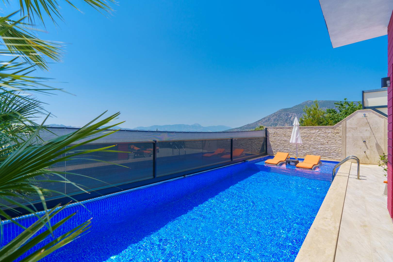 Kaş Üzümlü'de Çekirdek Ailelere Uygun, Özel Havuzlu, Eşsiz Villa