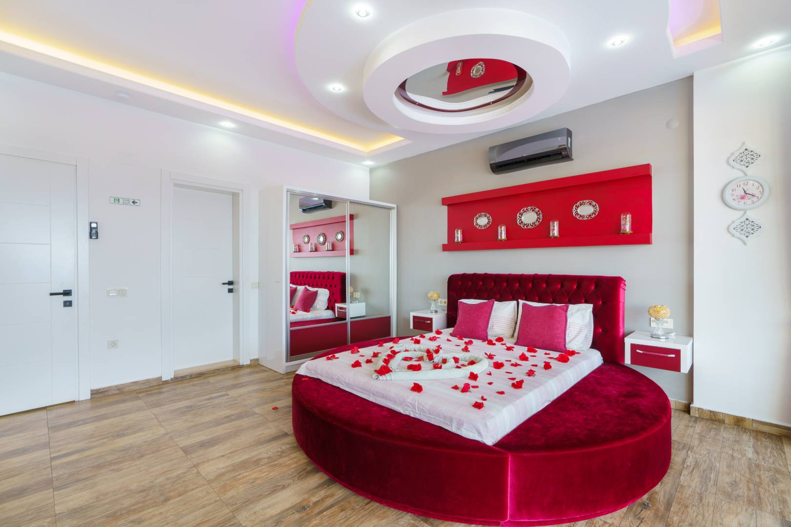 Kaş Üzümlü'de Çekirdek Ailelere Uygun, Özel Havuzlu, Eşsiz Villa