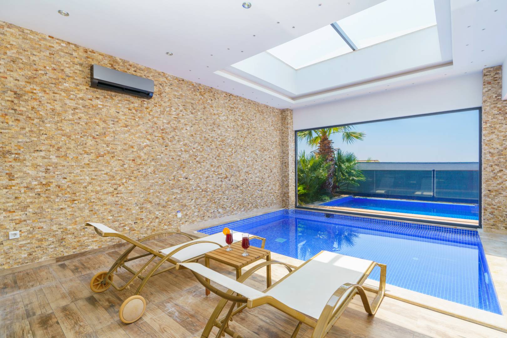 Kaş Üzümlü'de Çekirdek Ailelere Uygun, Özel Havuzlu, Eşsiz Villa