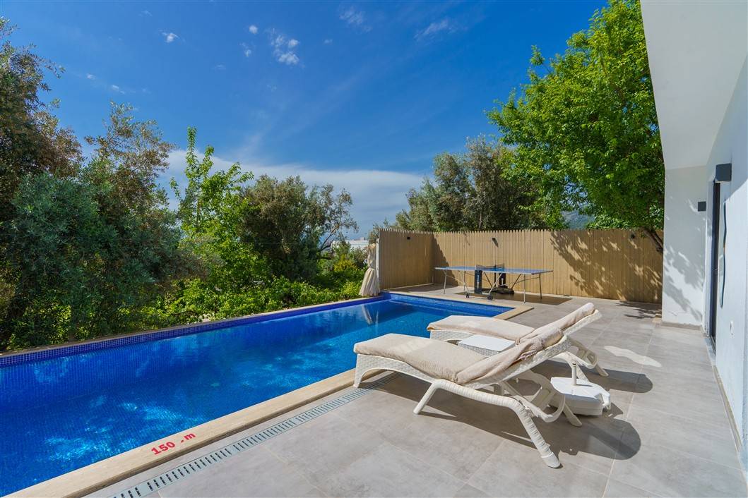 Kaş Üzümlü'de Çocuk Oyun Parklı, Jakuzili, Muhafazakar Villa 41351 — 6