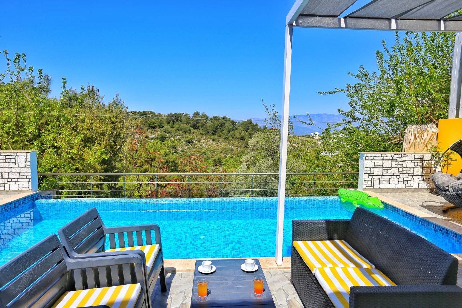 Kaş Üzümlü'de Doğa Manzaralı, Özel Havuzlu,  Muhafazakar Villa 46516 — 8