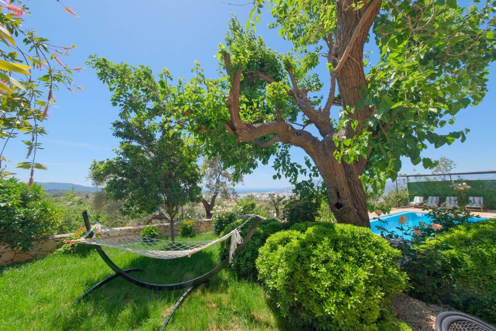 Kaş Üzümlü'de Harika Doğa Manzaralı, Özel Havuzlu, 3+1 Villa
