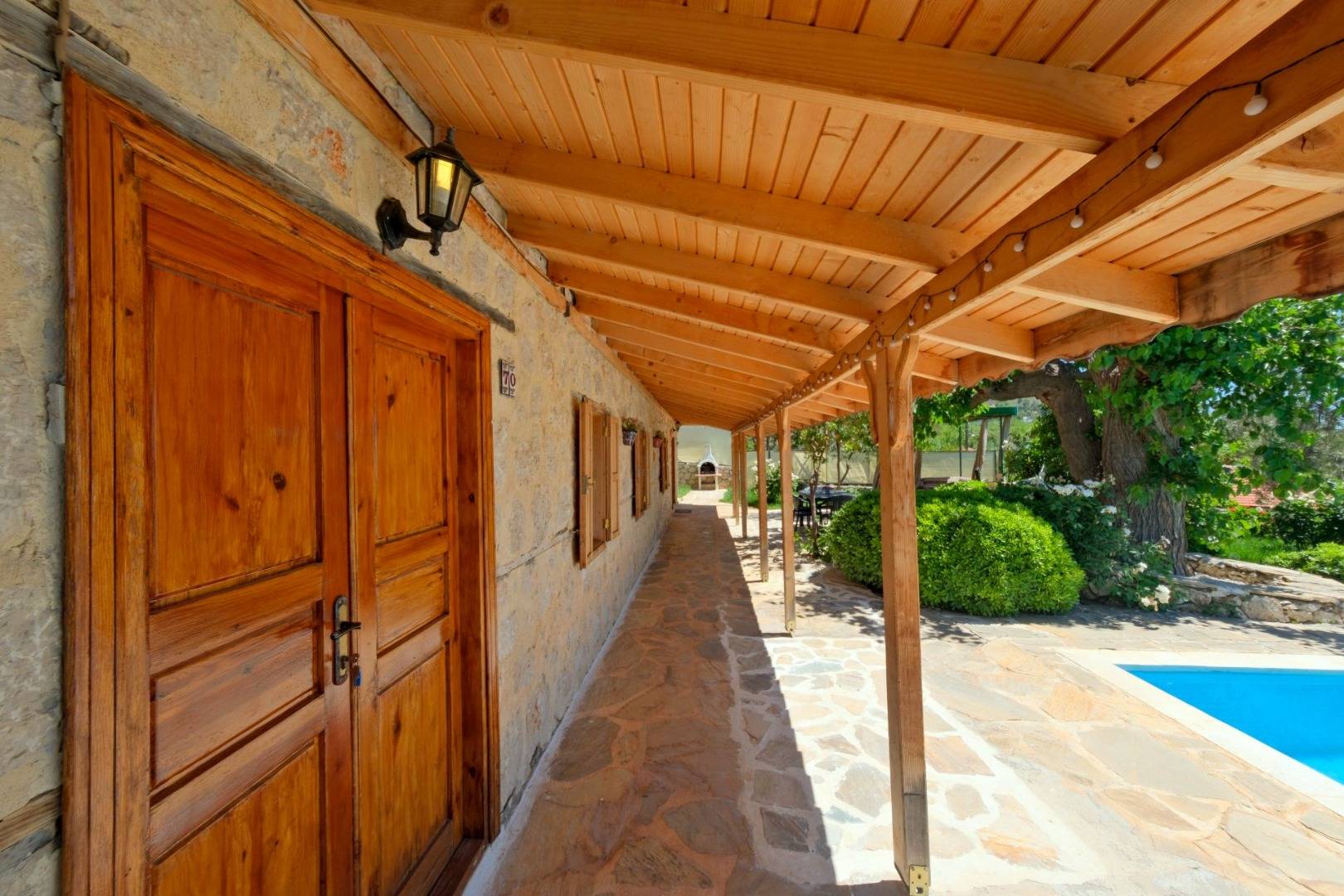 Kaş Üzümlü'de Harika Doğa Manzaralı, Özel Havuzlu, 3+1 Villa