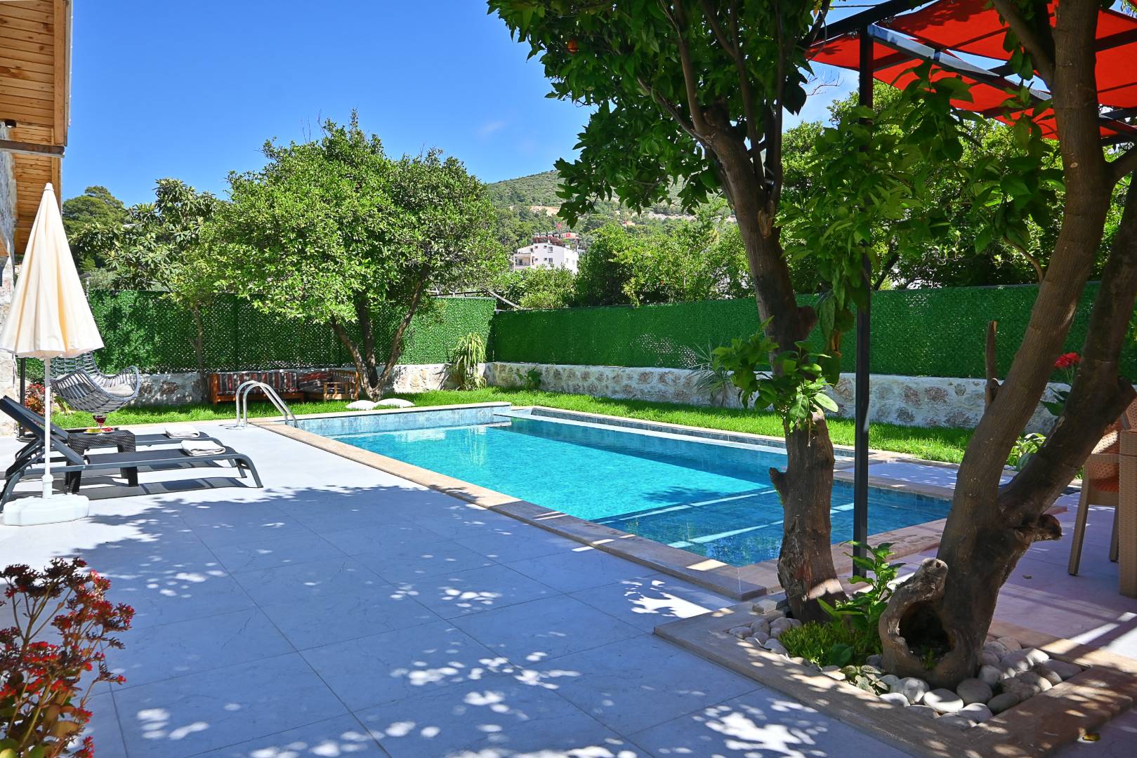 Kaş Yeşilköy'de Doğa İle İç İçe, Özel Havuzlu, Balayı Villası 46143 — 3